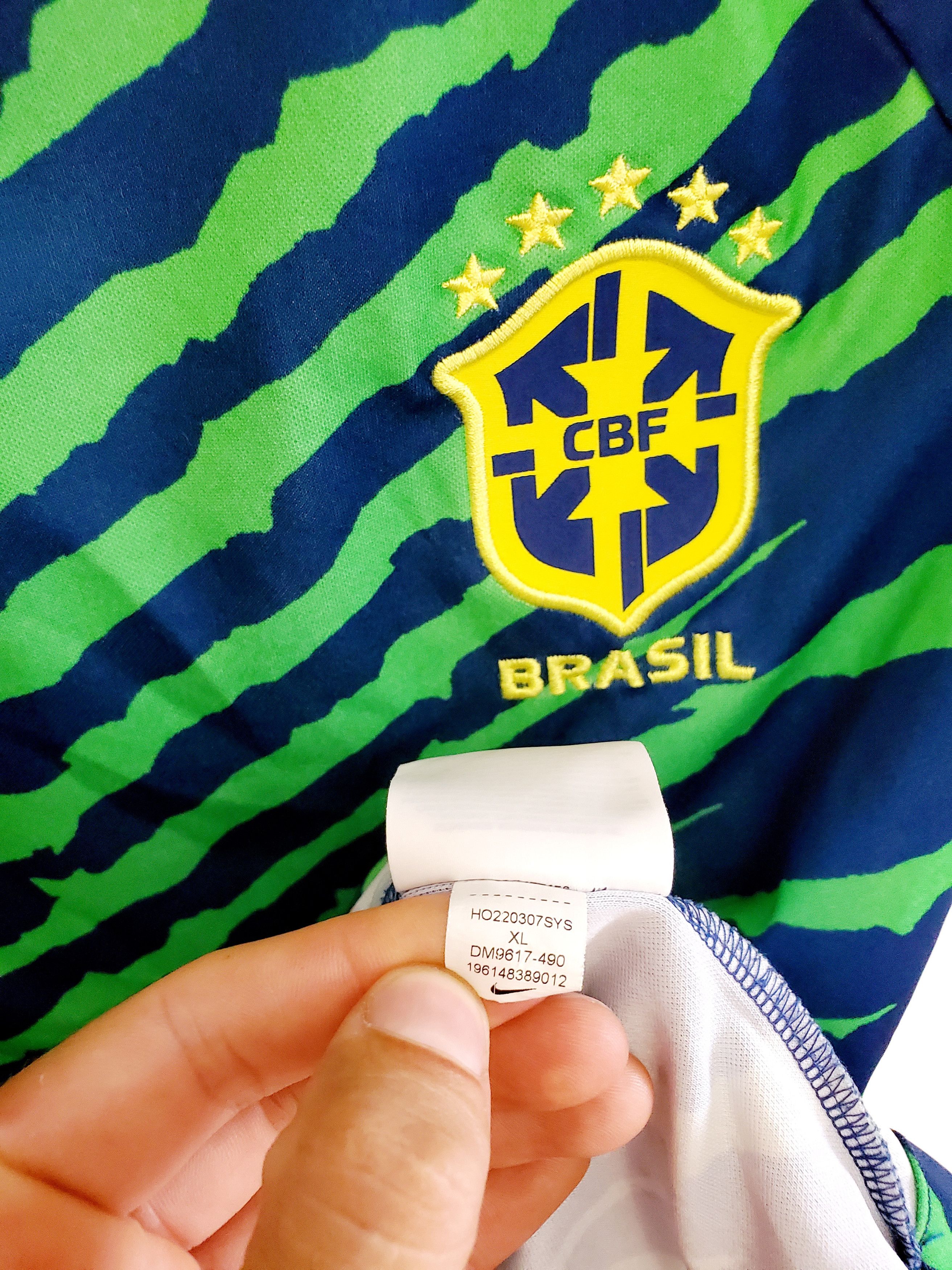 Nike 2022-2023 Brazil Dri-Fit Pre-Match Shirt size Xl (Kids) Size US XS / EU 42 / 0 - 4 Thumbnail
