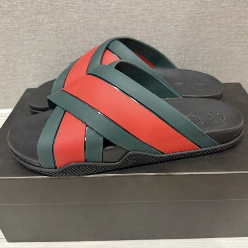 Gucci GUCCI rubber sandals GG BLACK RED GREEN 10 NEW Size US 10.5 / EU 43-44 - 1 Thumbnail