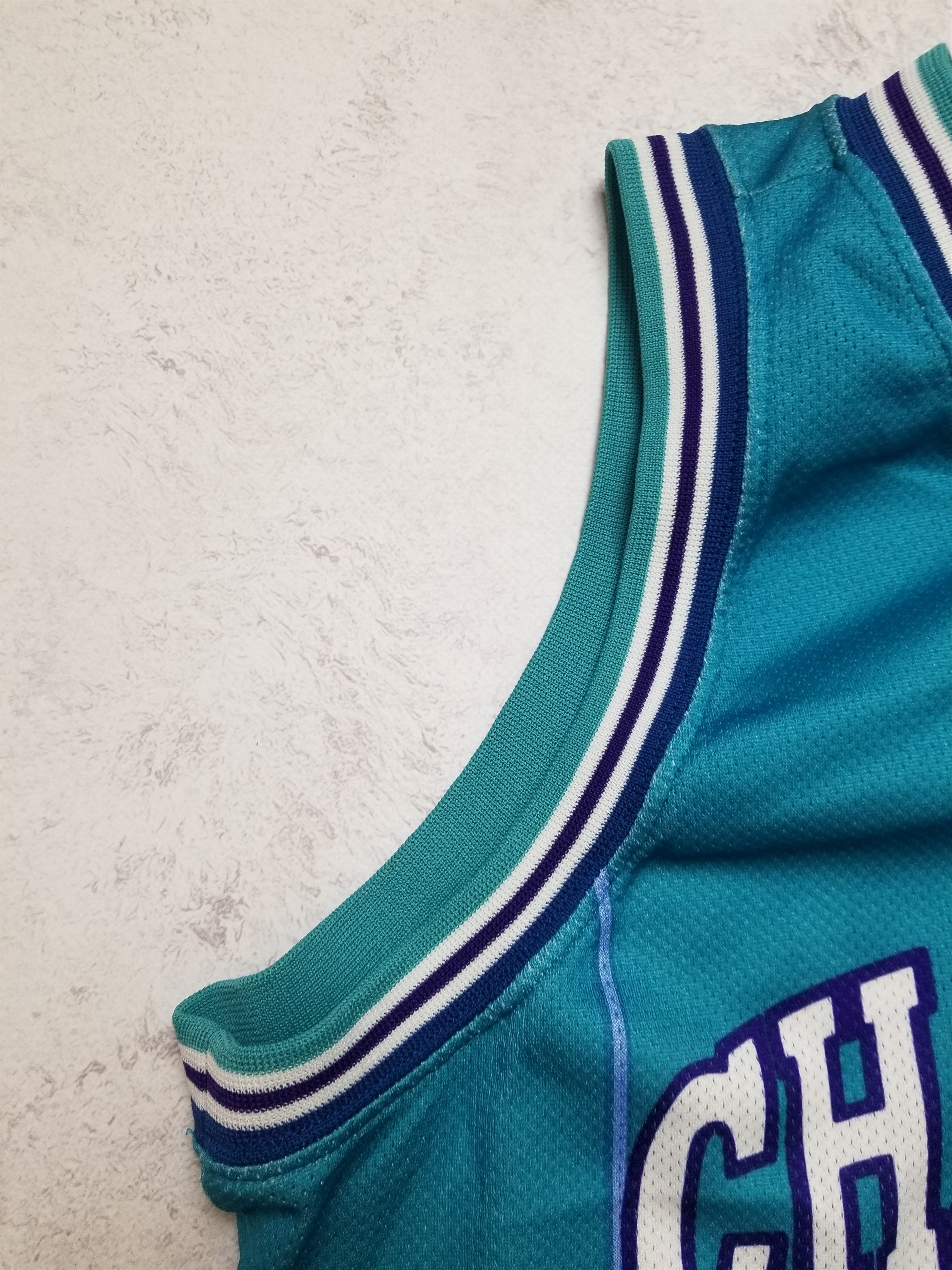 Champion Charlotte Hornets #1 Muggsy Bogues Champion NBA jersey Size US M / EU 48-50 / 2 - 7 Thumbnail