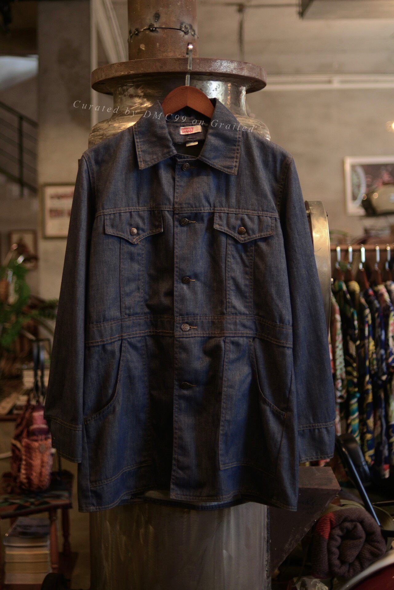 Vintage 1970s Levis Waist-Cinched Denim Jacket Size M / US 6-8 / IT 42-44 - 1 Thumbnail
