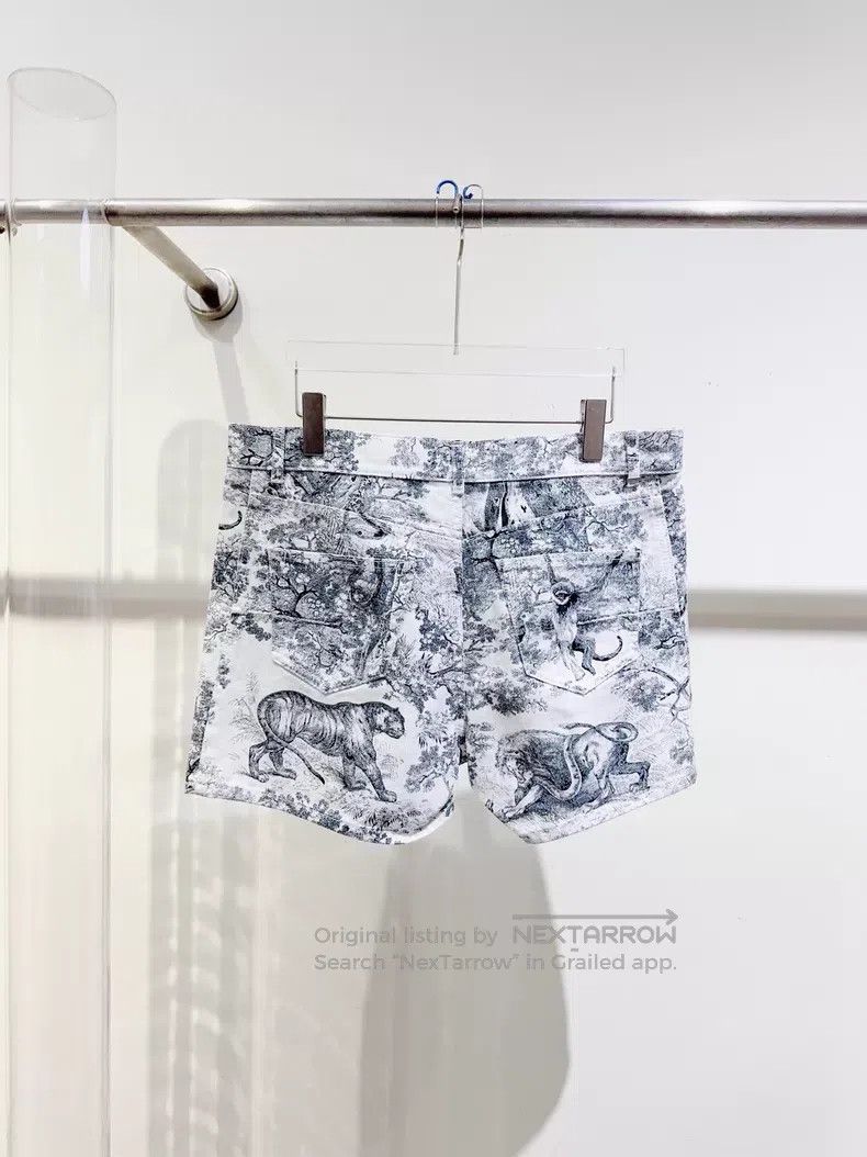 Dior Dior Shorts Size 26" / US 2 / IT 38 - 2 Thumbnail