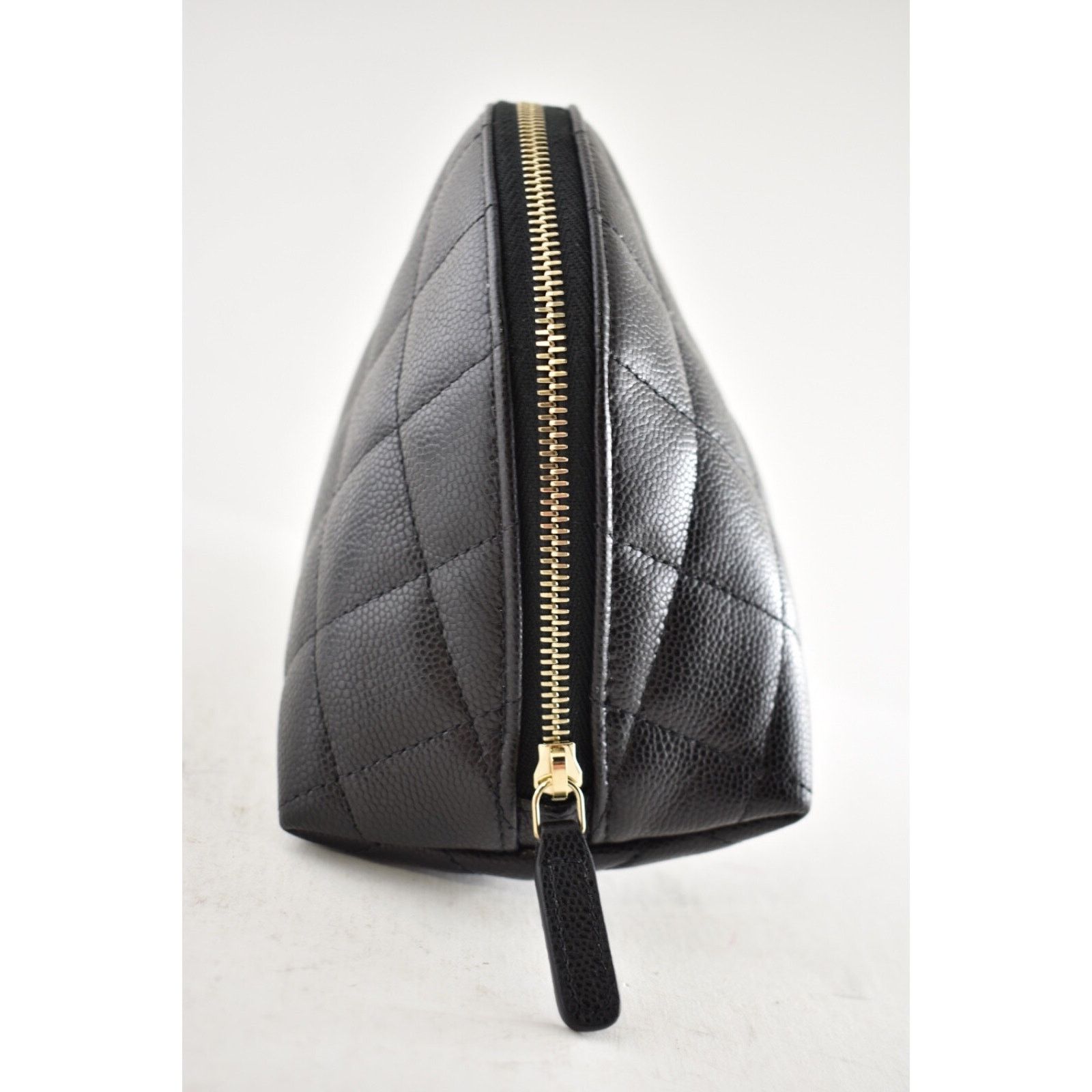 Chanel Chanel 24S Classic Zipped Pouch Makeup Toiletry Clutch Bag Size ONE SIZE - 4 Thumbnail
