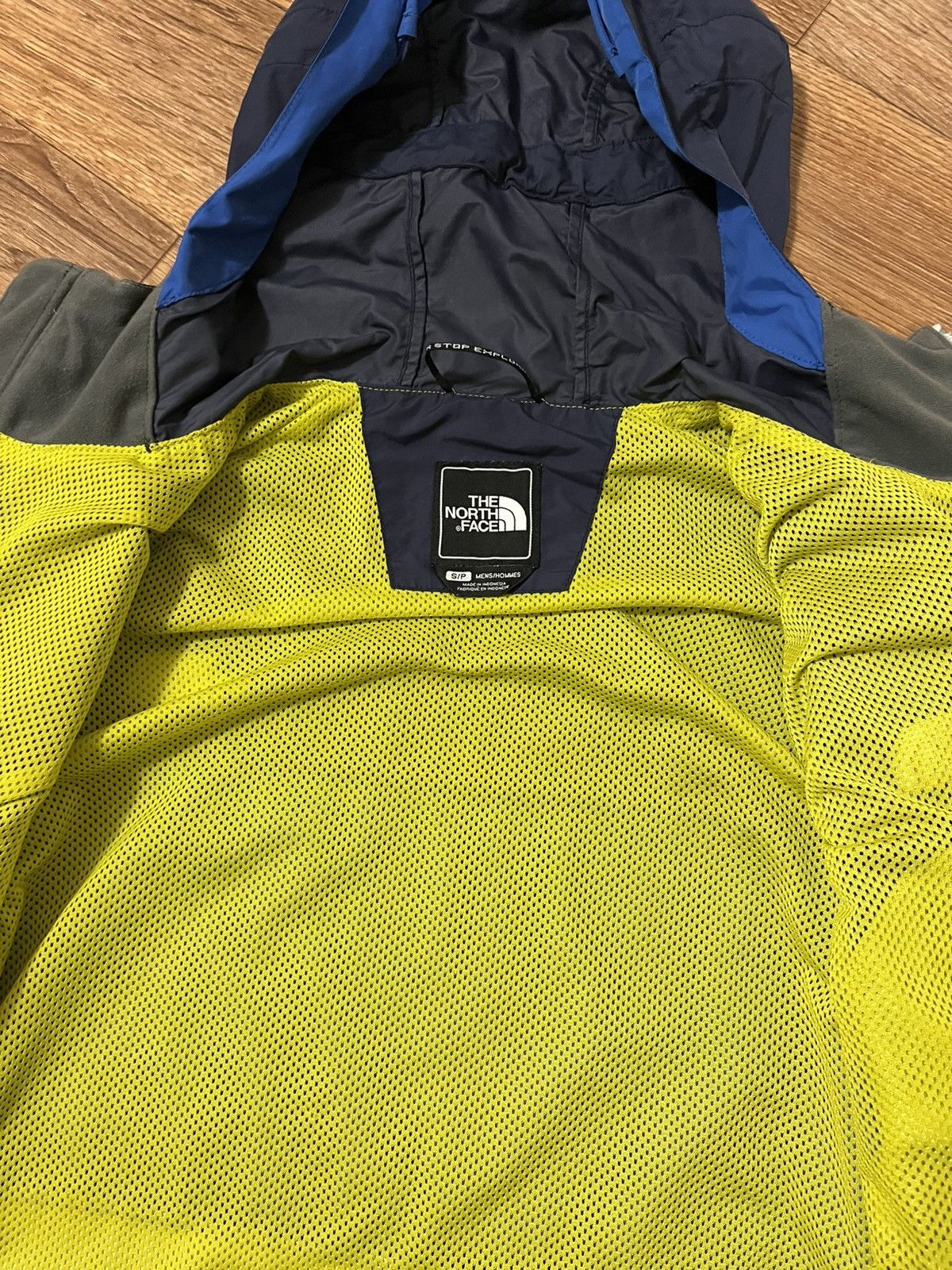 The North Face The North Face Nylon Hooded Outdoor Jacket Size US S / EU 44-46 / 1 - 4 Thumbnail