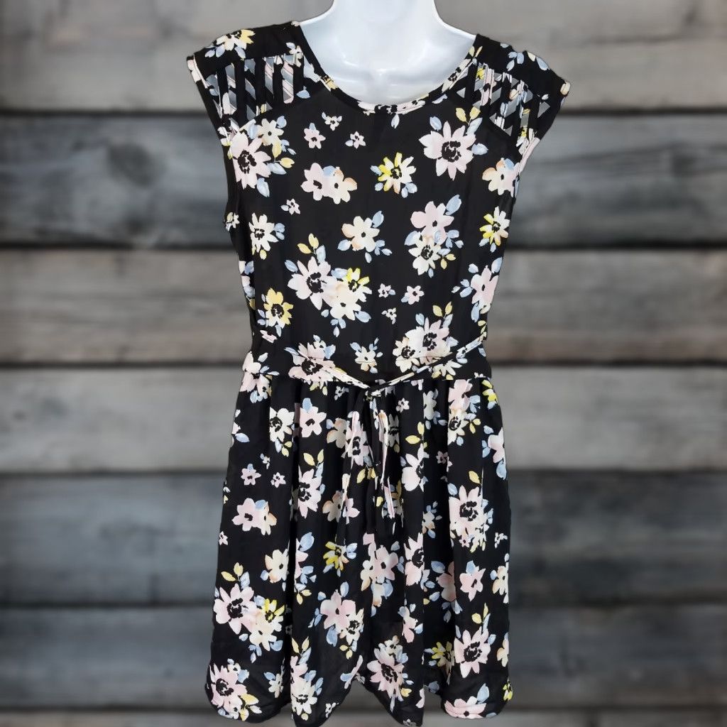 Vintage Xhilaration Dress Womens Sleeveless Sz Small Black Pink Floral Short Polyester Fit & Flare Womens 90s? Size S / US 4 / IT 40 - 1 Thumbnail