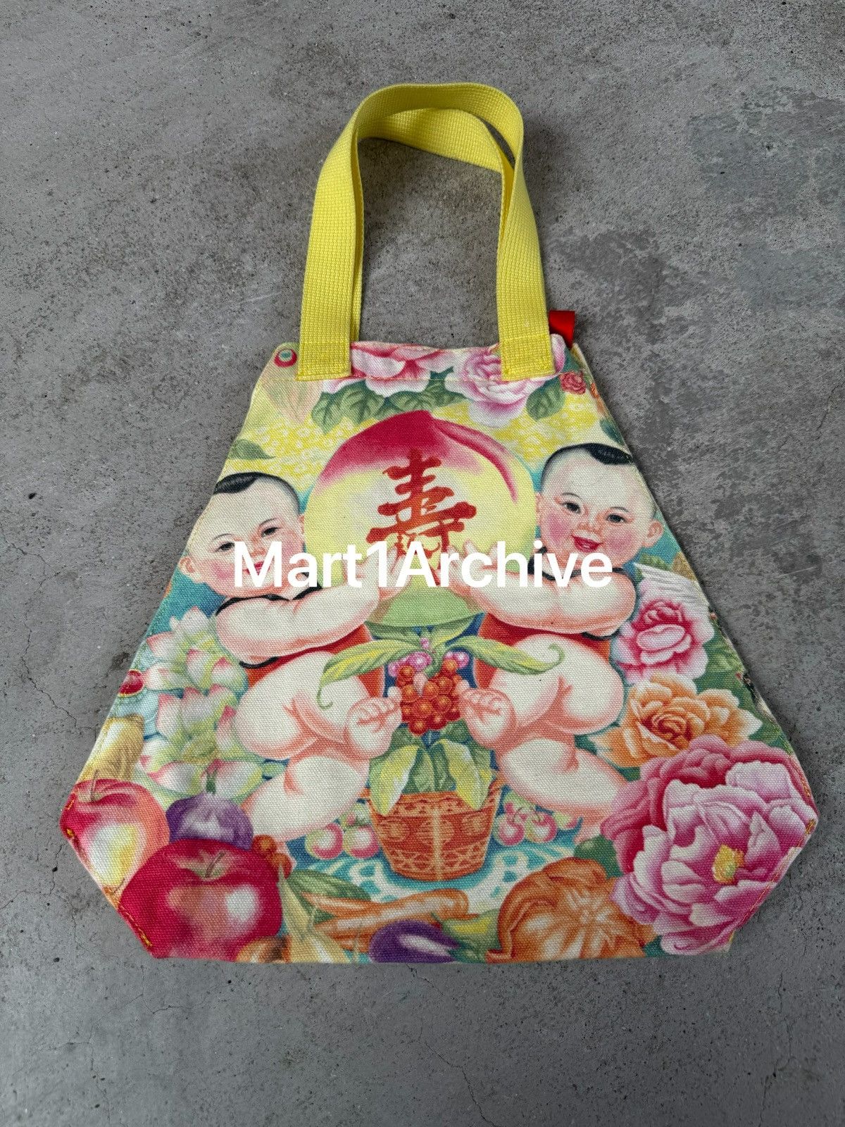 Issey Miyake Issey Miyake Pleats Please 98AW Peach & Lucky Doll Tote Bag Size ONE SIZE - 1 Thumbnail