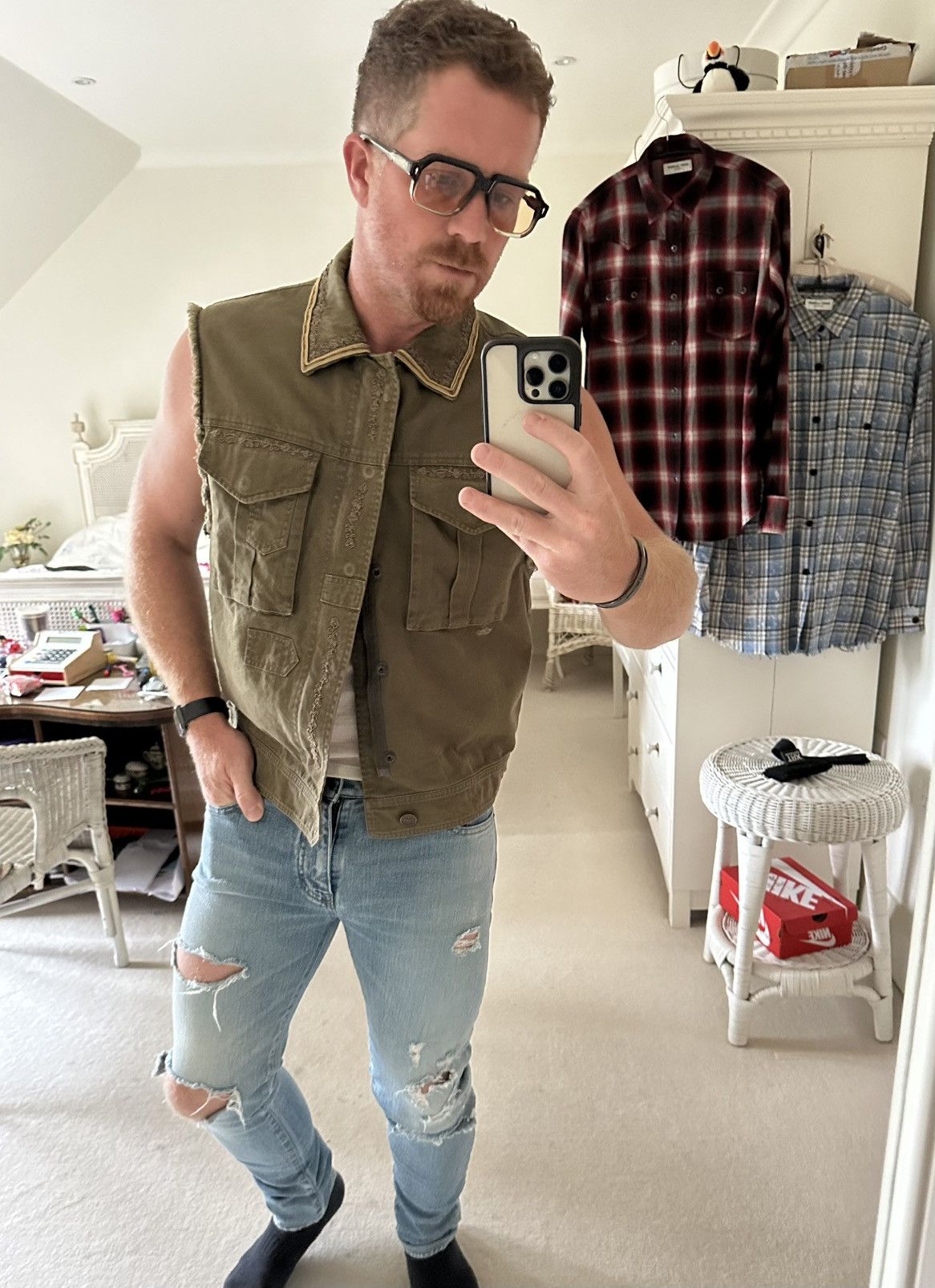 Saint Laurent Paris $2290 SS19 Saint Laurent sleeveless embroidered jacket 50 Size US M / EU 48-50 / 2 - 9 Thumbnail