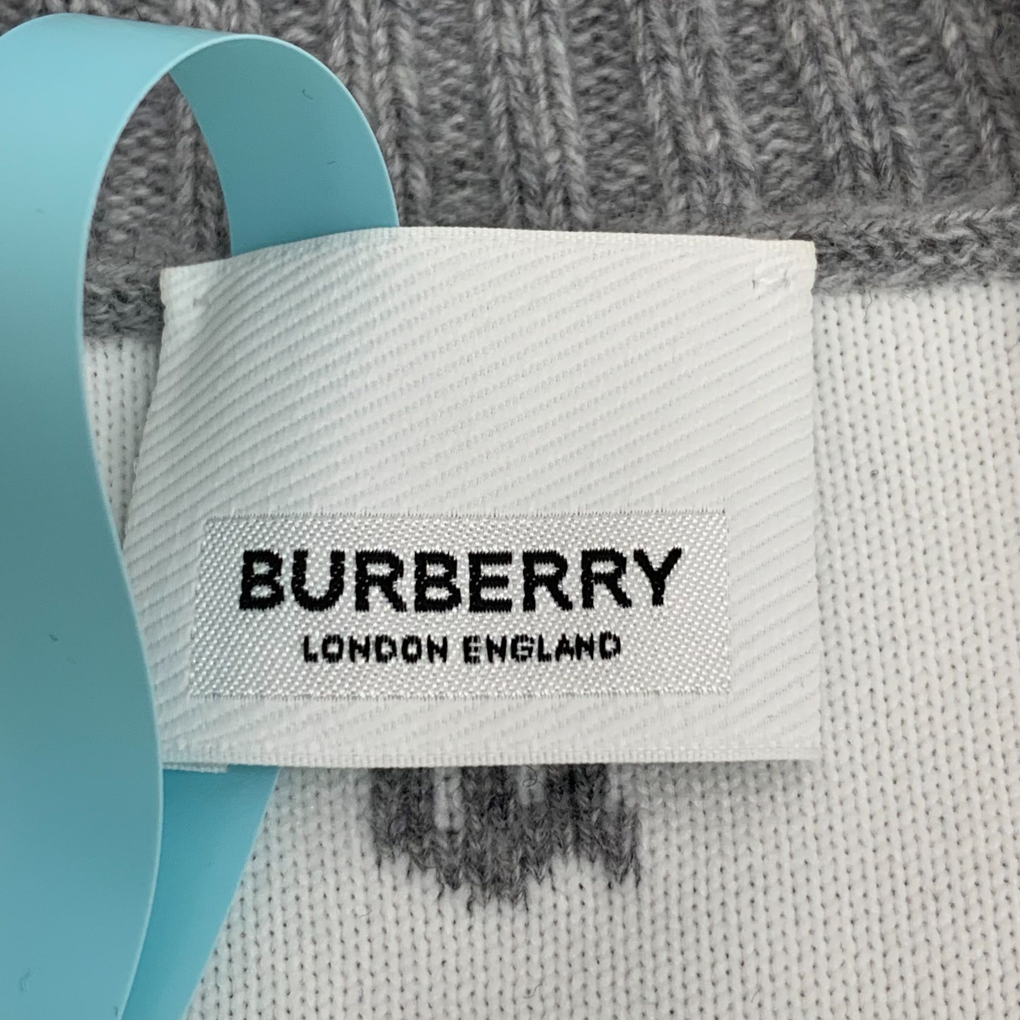 Burberry Burberry Grey TB Monogram Wool V-Neck Single-Breasted Cardig Size M / US 6-8 / IT 42-44 - 2 Thumbnail