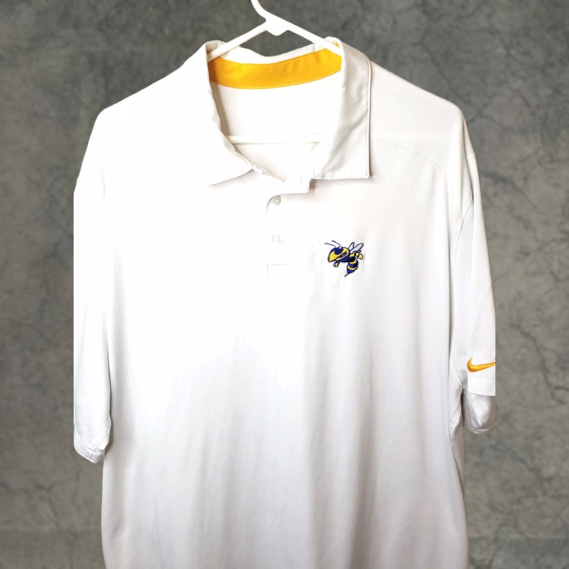 Nike Nike Georgia Tech Yellow Jackets Polo Shirt Men 2XL White Short Sleeve Size US XXL / EU 58 / 5 - 1 Thumbnail
