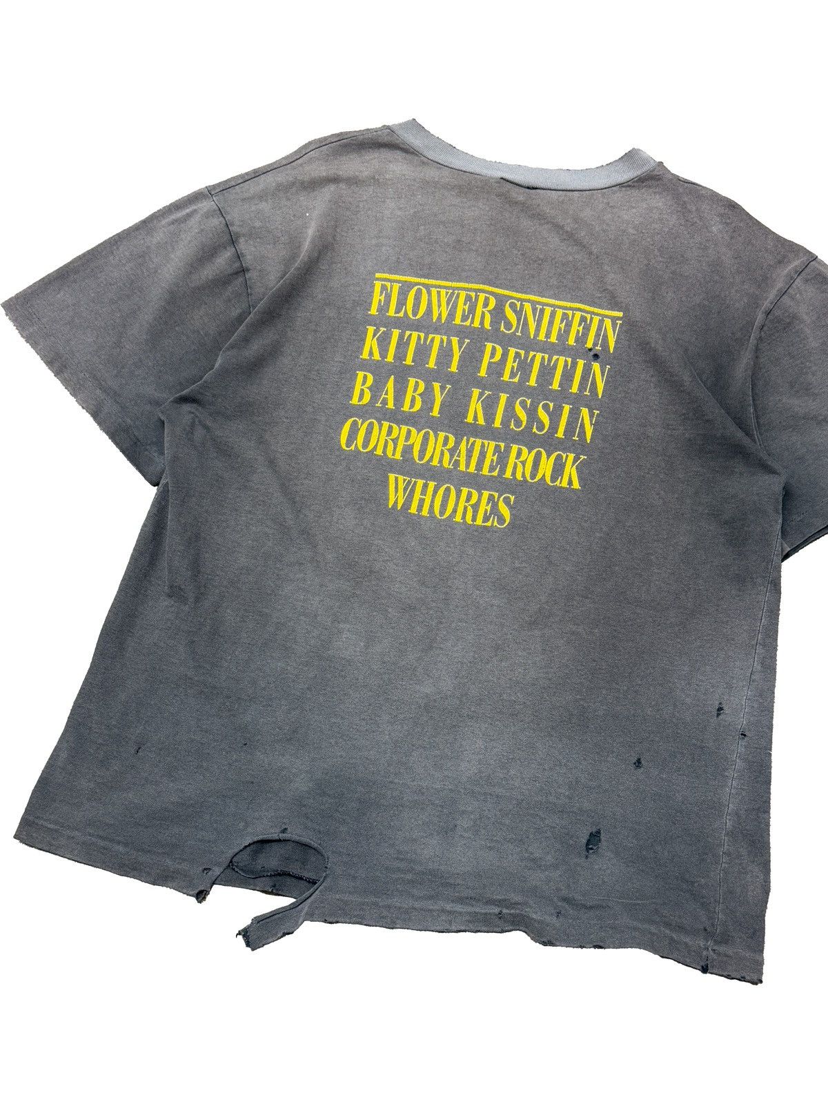 Band Tees × Designer × Vintage SMOKED 1992 Nirvana “Smiley” Nevermind Grunge Band T-Shirt Size US XL / EU 56 / 4 - 8 Thumbnail