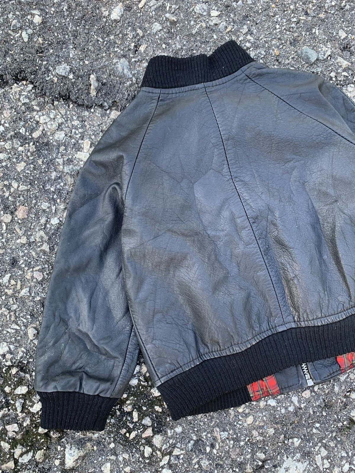 Japanese Brand × Vintage THRIVE WEAR LEATHER JACKET KIDS 3-4 YEAR Size US XXS / EU 40 - 13 Thumbnail