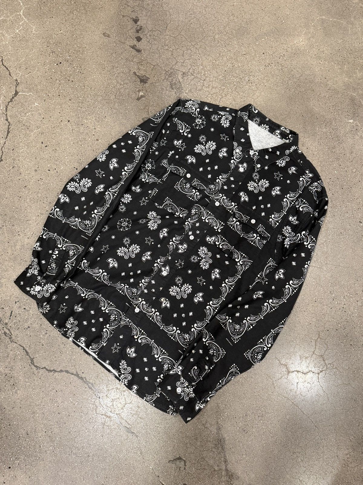Undefeated UNDEFEATED Paisley Button Up Shirt Size US XL / EU 56 / 4 - 1 Thumbnail