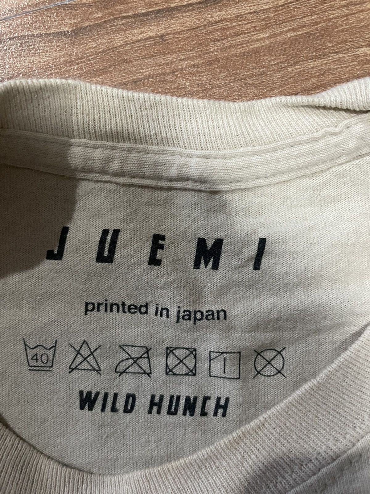 Japanese Brand Juemi Wild Hunch Tshirt Size US S / EU 44-46 / 1 - 3 Thumbnail