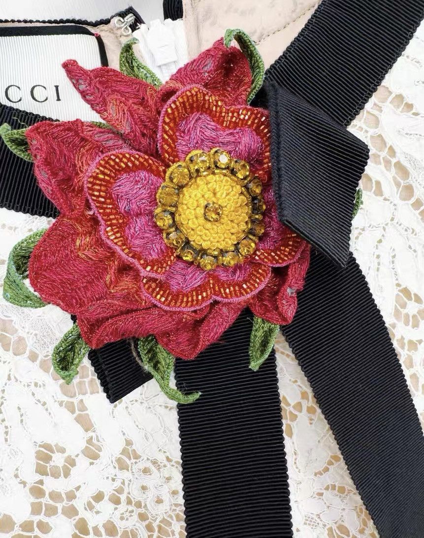 Gucci Gucci lace dress Size L / US 10 / IT 46 - 3 Thumbnail