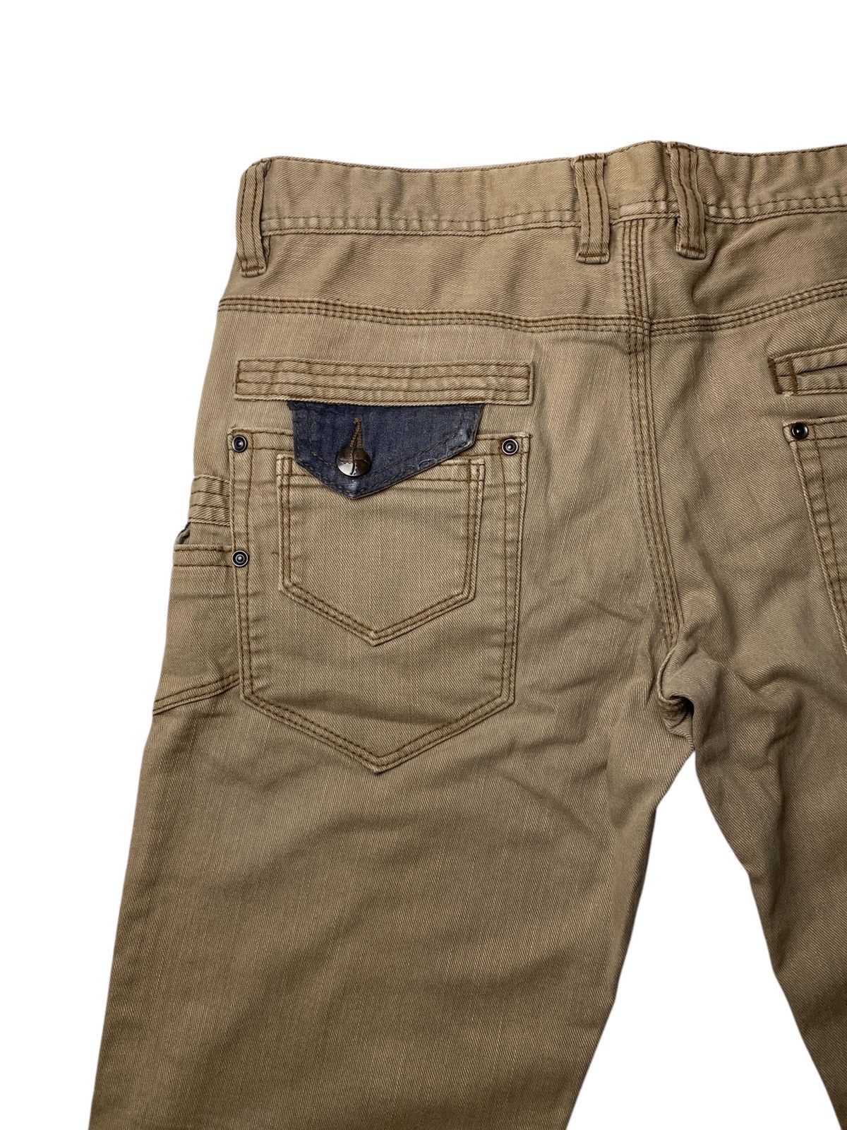 If Six Was Nine 2000's Nicole Club Flared Buckle Multipocket Pants Size US 31 - 12 Thumbnail