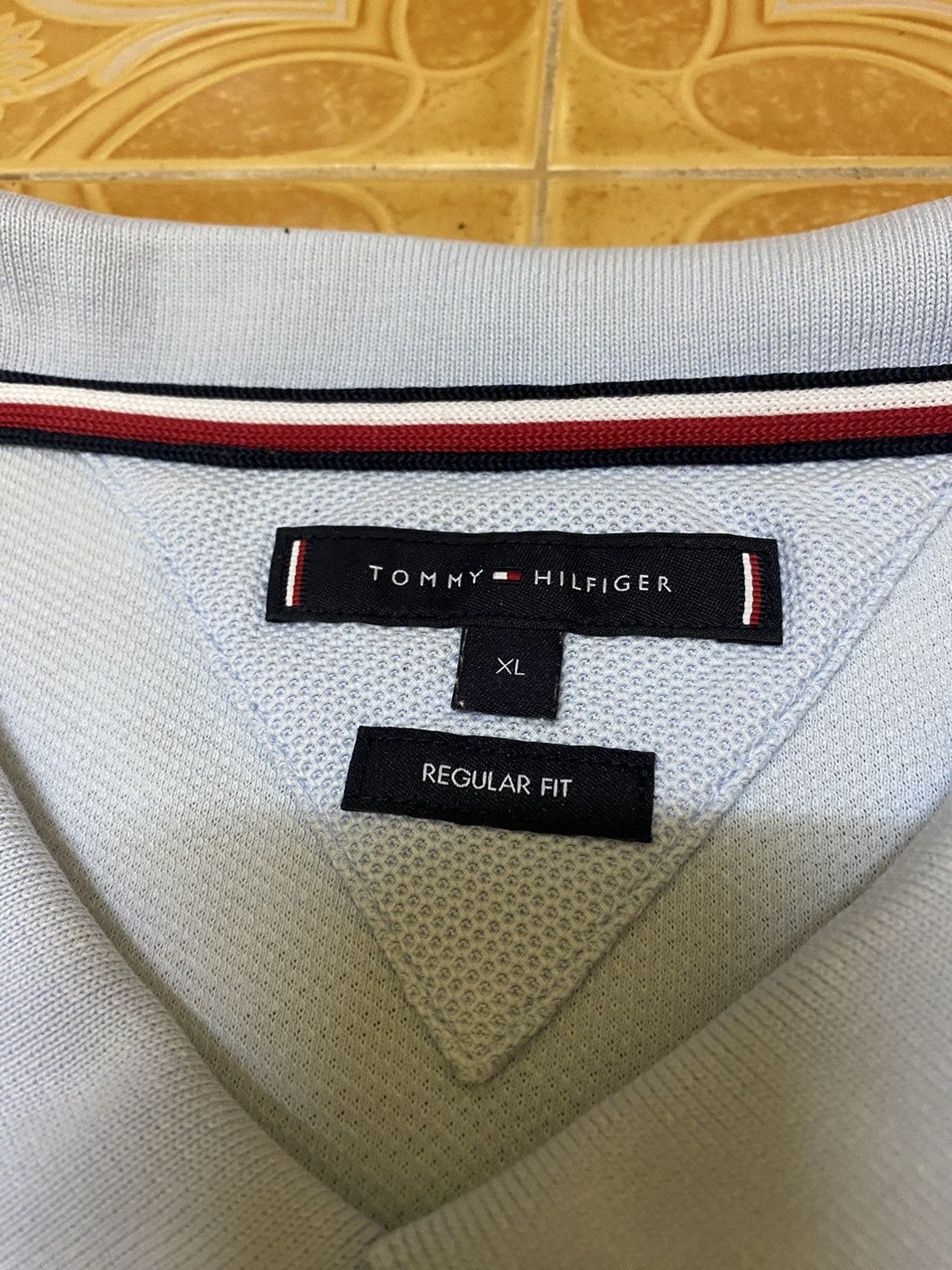 Tommy Hilfiger Tommy Hilfiger SHIRT Size US XL / EU 56 / 4 - 7 Thumbnail