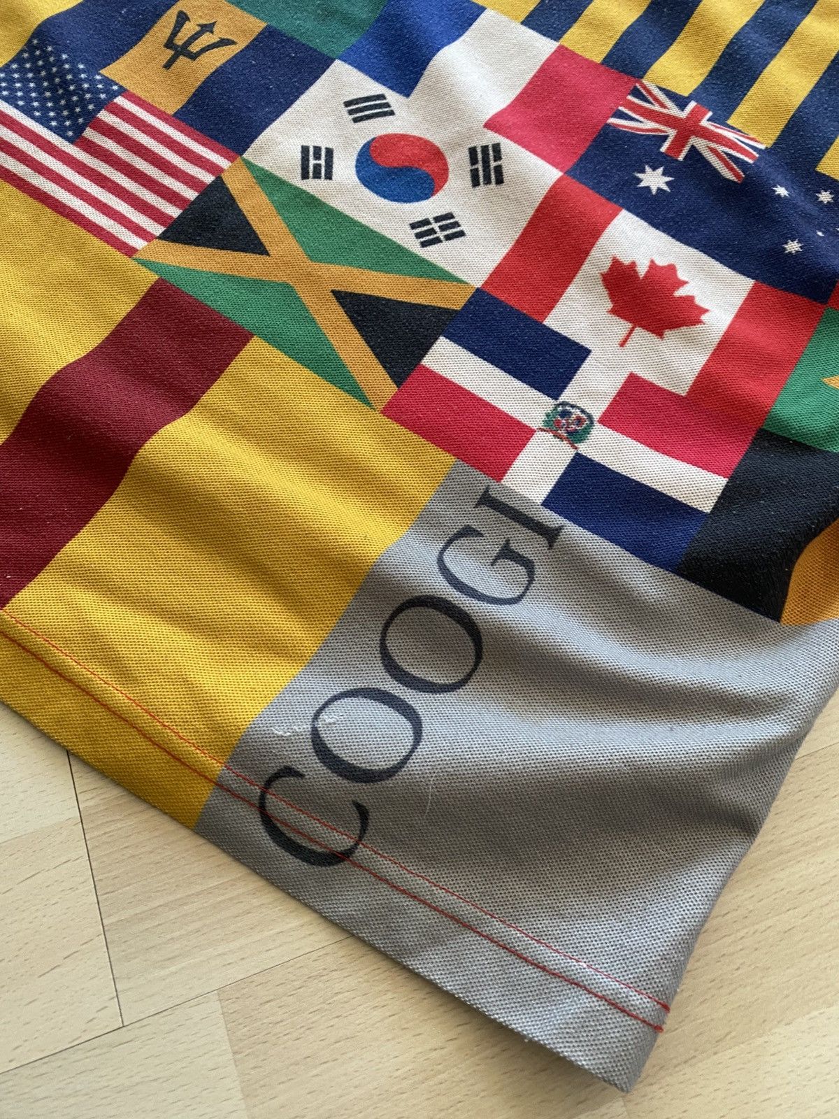 Coogi Coogi Vintage Flags Dense T-Shirt Size US XXL / EU 58 / 5 - 2 Thumbnail