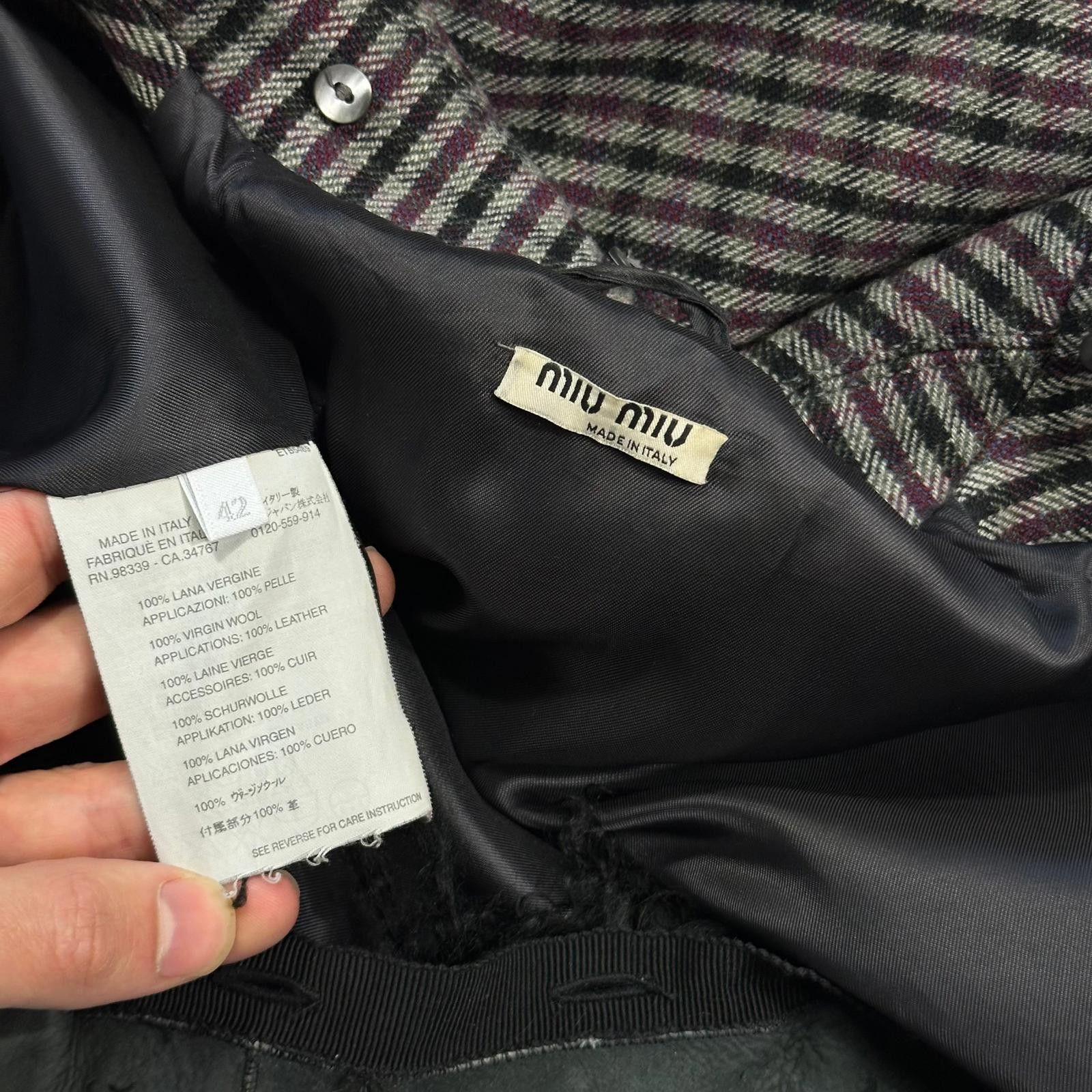 Miu Miu Miu Miu 00’s Virgin Wool Removable Sheep Fur Plaid Coat IT42 Size S / US 4 / IT 40 - 8 Thumbnail