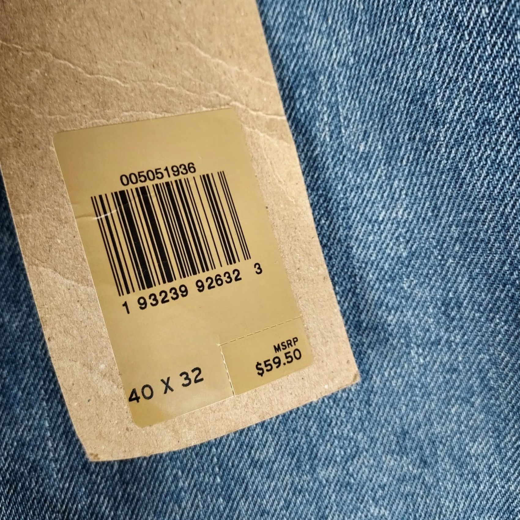 Levi's Levi’s 505 Regular Fit Straight Jeans Men W40 L32 Blue Denim Zip 5-Pocket Cotton Regular Inseam 32 Size US 40 / EU 56 - 6 Thumbnail