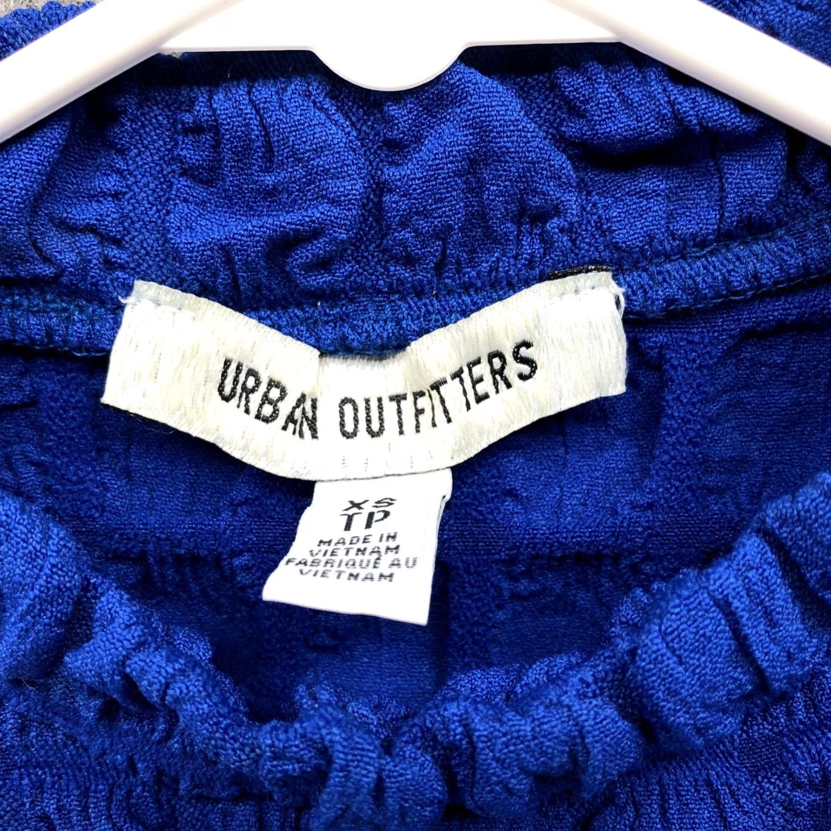 Urban Outfitters Urban Outfitters Popcorn Mock Neck Crop Top Womens XS Royal Blue Short Sleeve Size XS / US 0-2 / IT 36-38 - 3 Thumbnail