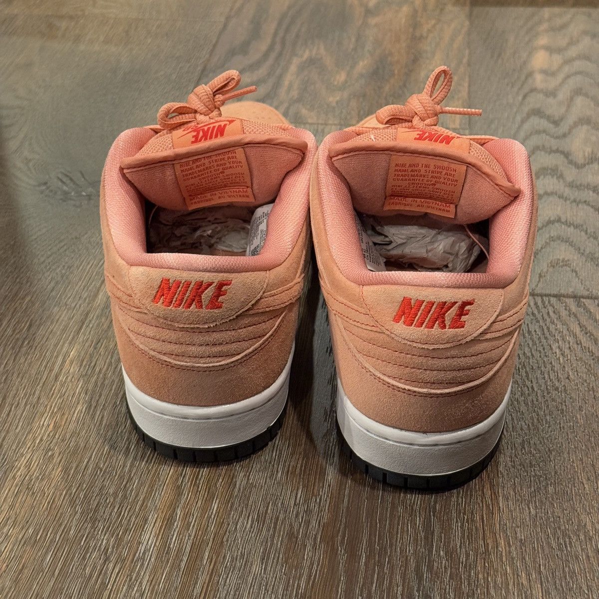 Nike Nike SB Dunk Low Pink Pig Size US 10 / EU 43 - 5 Thumbnail