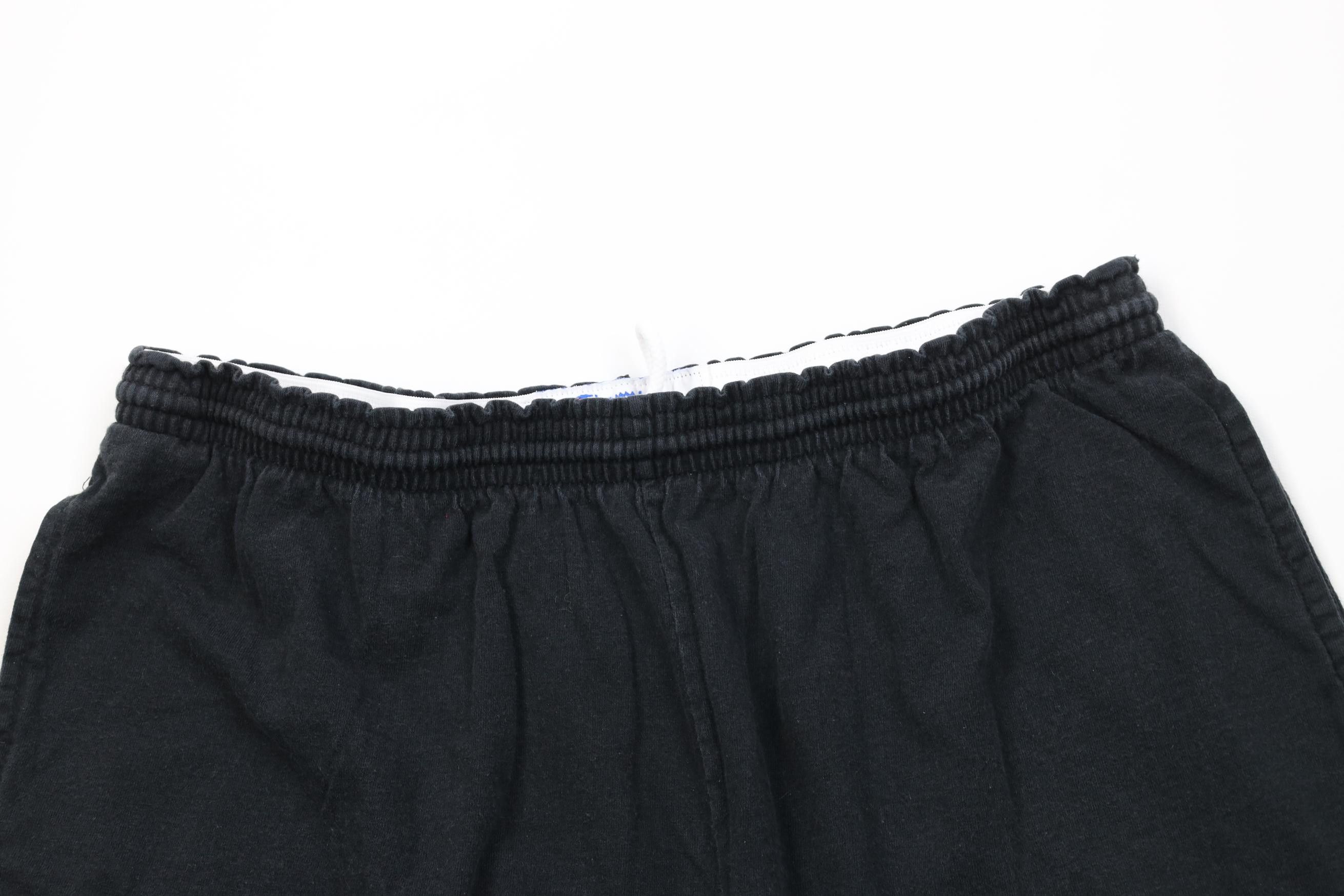 Champion Vintage Y2K Champion Heavyweight Above Knee Shorts Black Size US 36 / EU 52 - 2 Thumbnail