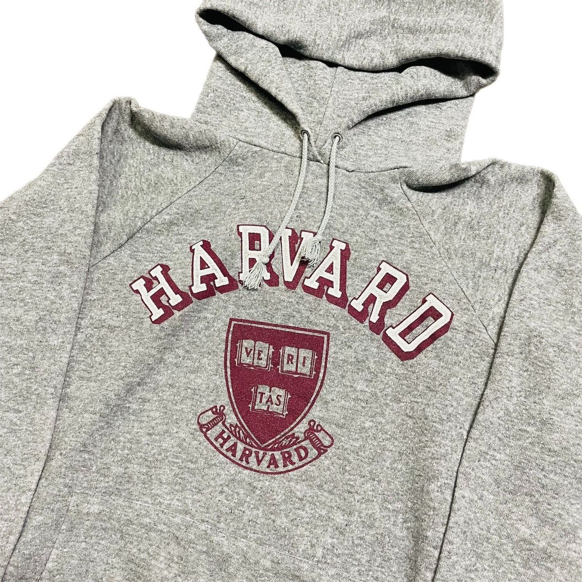 Vintage Vintage 80s Harvard University Raglan Hoodie Sweatshirt Size US M / EU 48-50 / 2 - 2 Preview