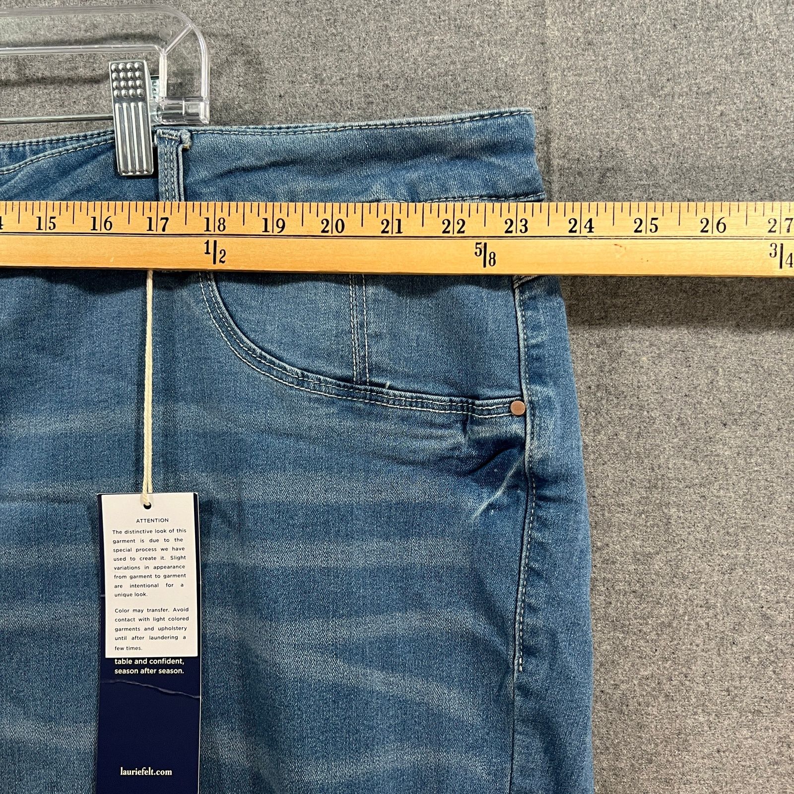 Other Laurie Felt Silky Denim The Easy Skinny Jeans - Indigo Light Size 42" / US 20 - 13 Thumbnail