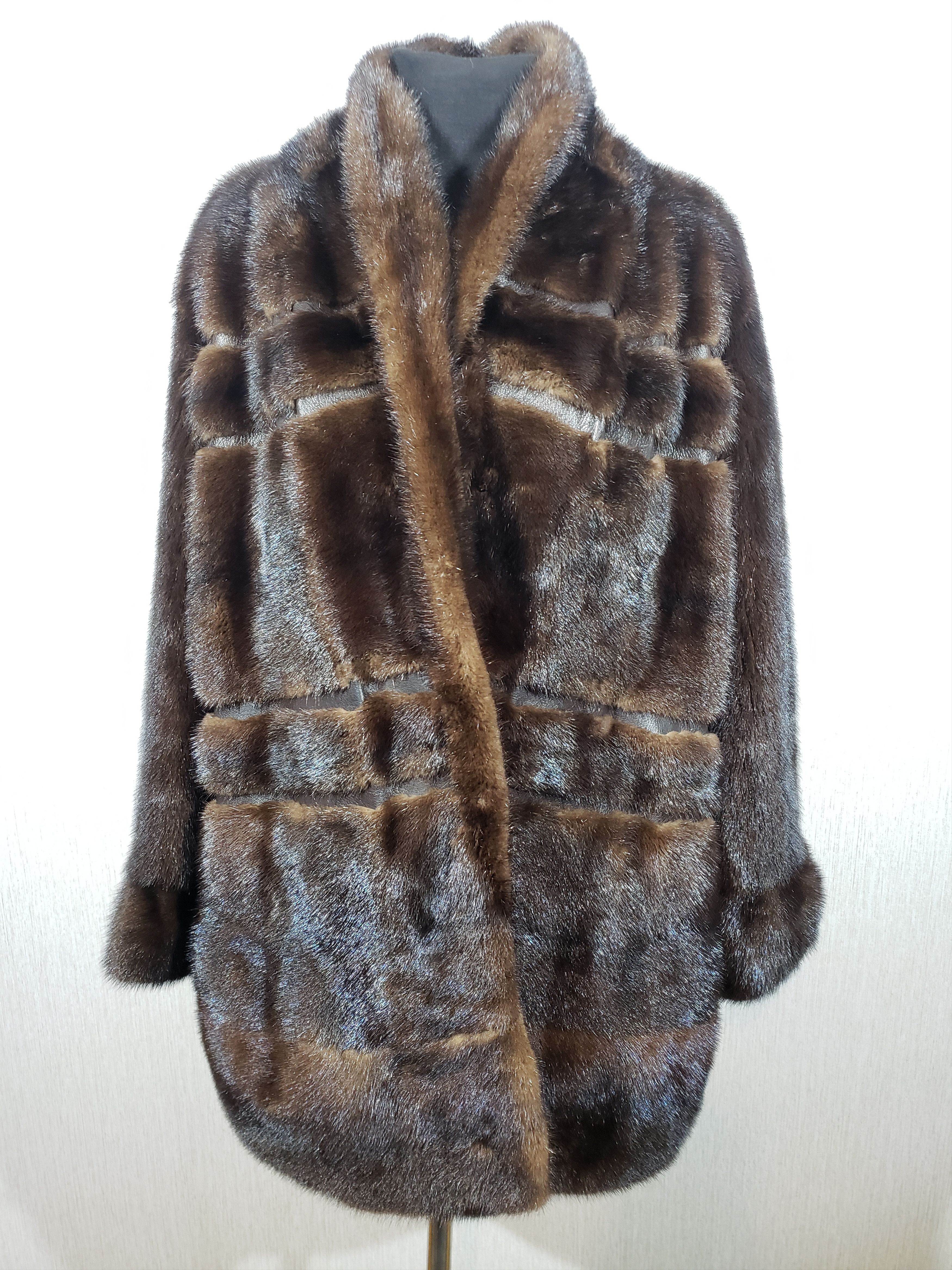 Other Stylish women's mink coat. Size XXL / US 16-18 / IT 52-54 - 1 Thumbnail