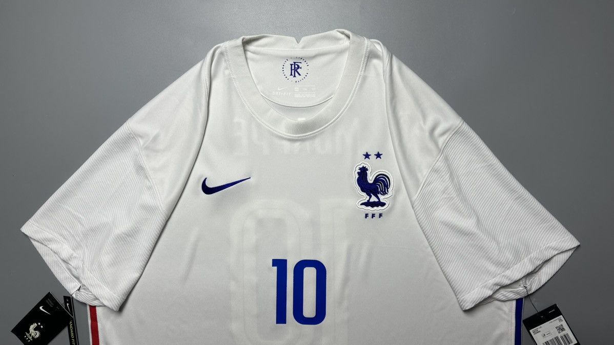 Vintage NWT FRANCE NIKE 2020 EURO FOOTBALL AWAY JERSEY #10 MBAPPE Size US XXL / EU 58 / 5 - 3 Thumbnail