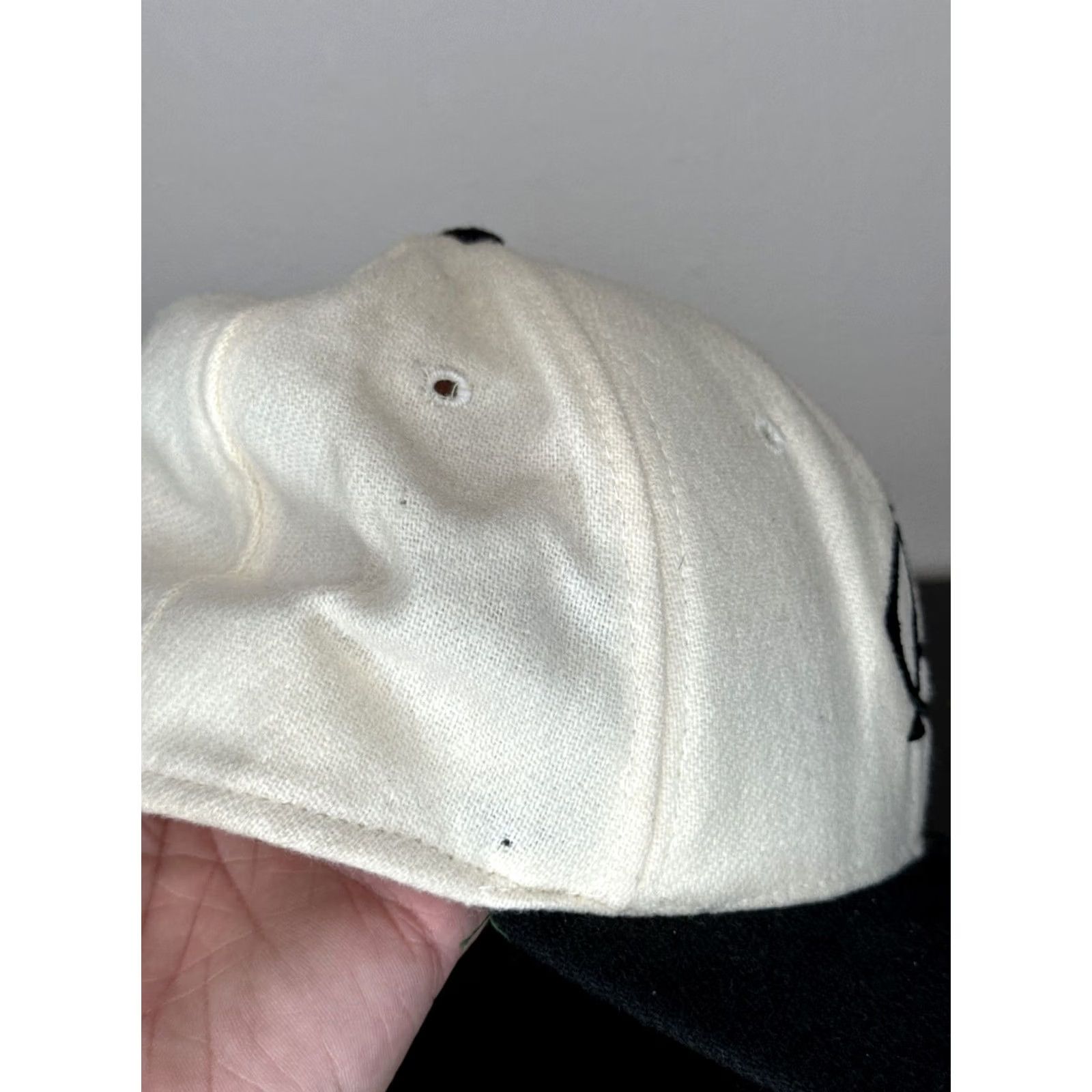 MLB VINTAGE Chicago White Sox MLB Fitted Cap Wool USA Roman 7 1/8 Size ONE SIZE - 6 Thumbnail