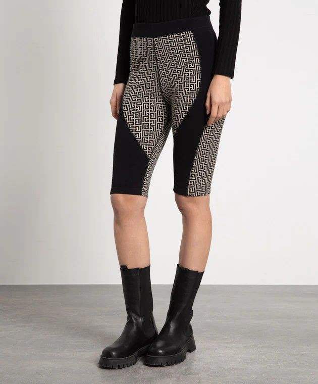o1srvl11e0524 Monogram Short in Black White