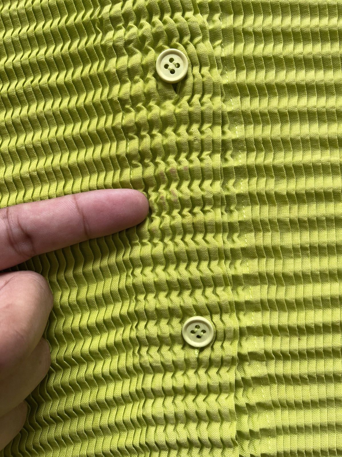 Issey Miyake × Pleats Please Issey Miyake 2000s Issey Miyake Pleats please Button up Size US L / EU 52-54 / 3 - 11 Thumbnail