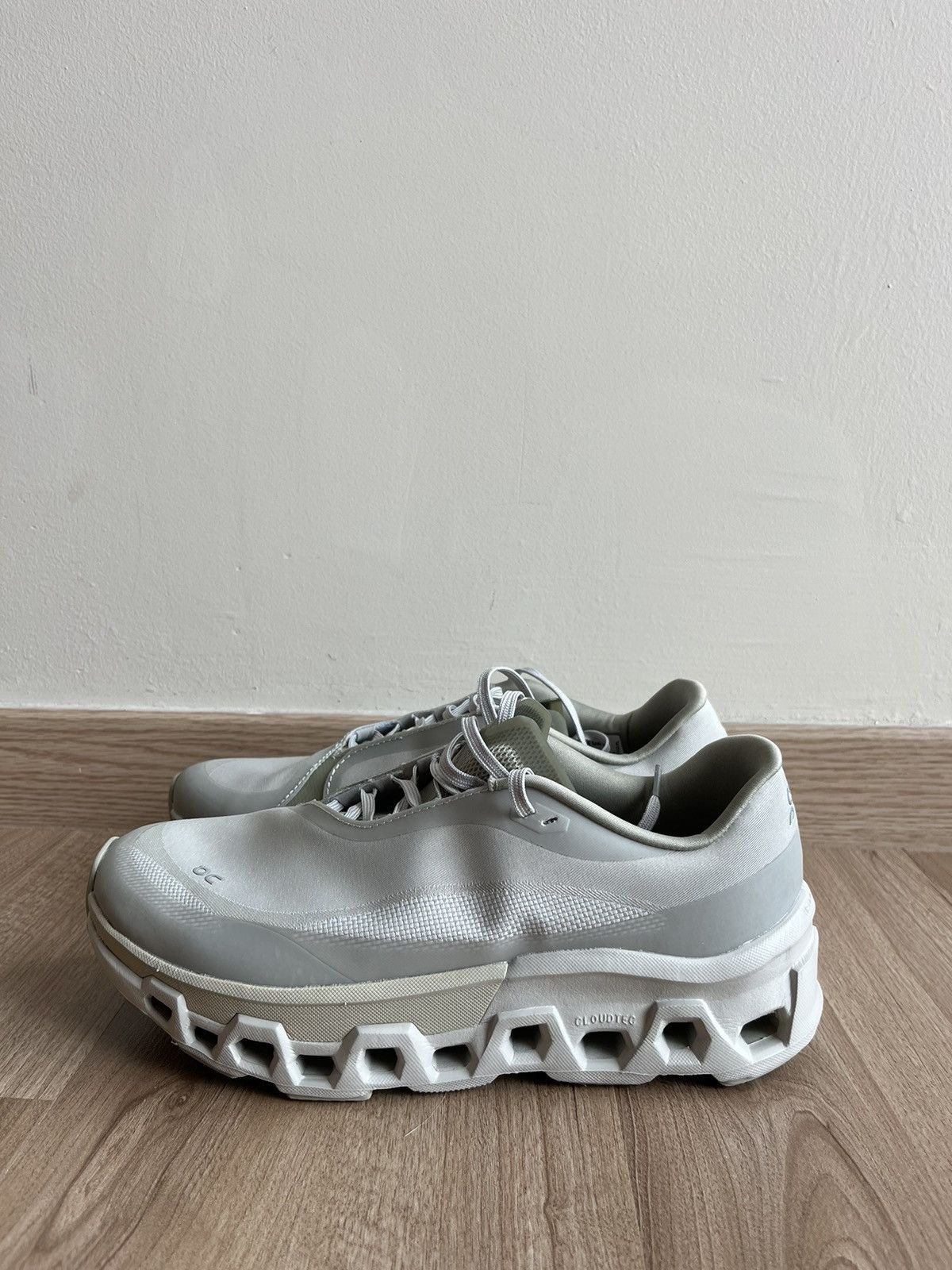 70119430_6