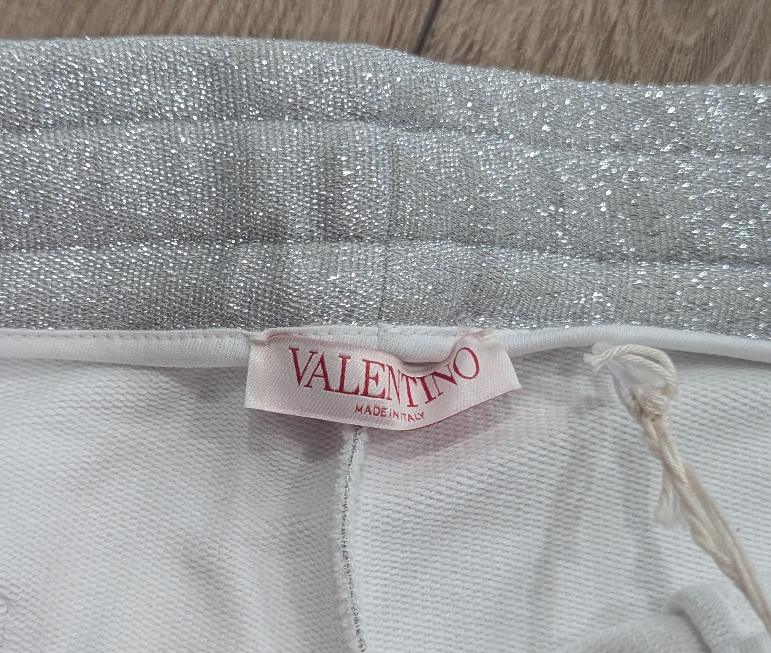 Valentino Valentino Metallic Logo Drawstring Sweat Shorts Silver M Size US 32 / EU 48 - 8 Thumbnail
