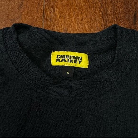 Market CHINATOWN MARKET BASKETBALL GLOBE BLACK T-SHIRT SZ SMALL S Size US S / EU 44-46 / 1 - 2 Thumbnail