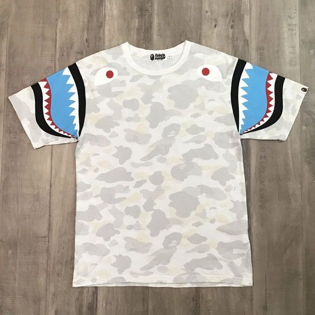 Bape 💫Glow in the dark BAPE City camo shark T-shirt a bathing ape Size US L / EU 52-54 / 3 - 2 Thumbnail