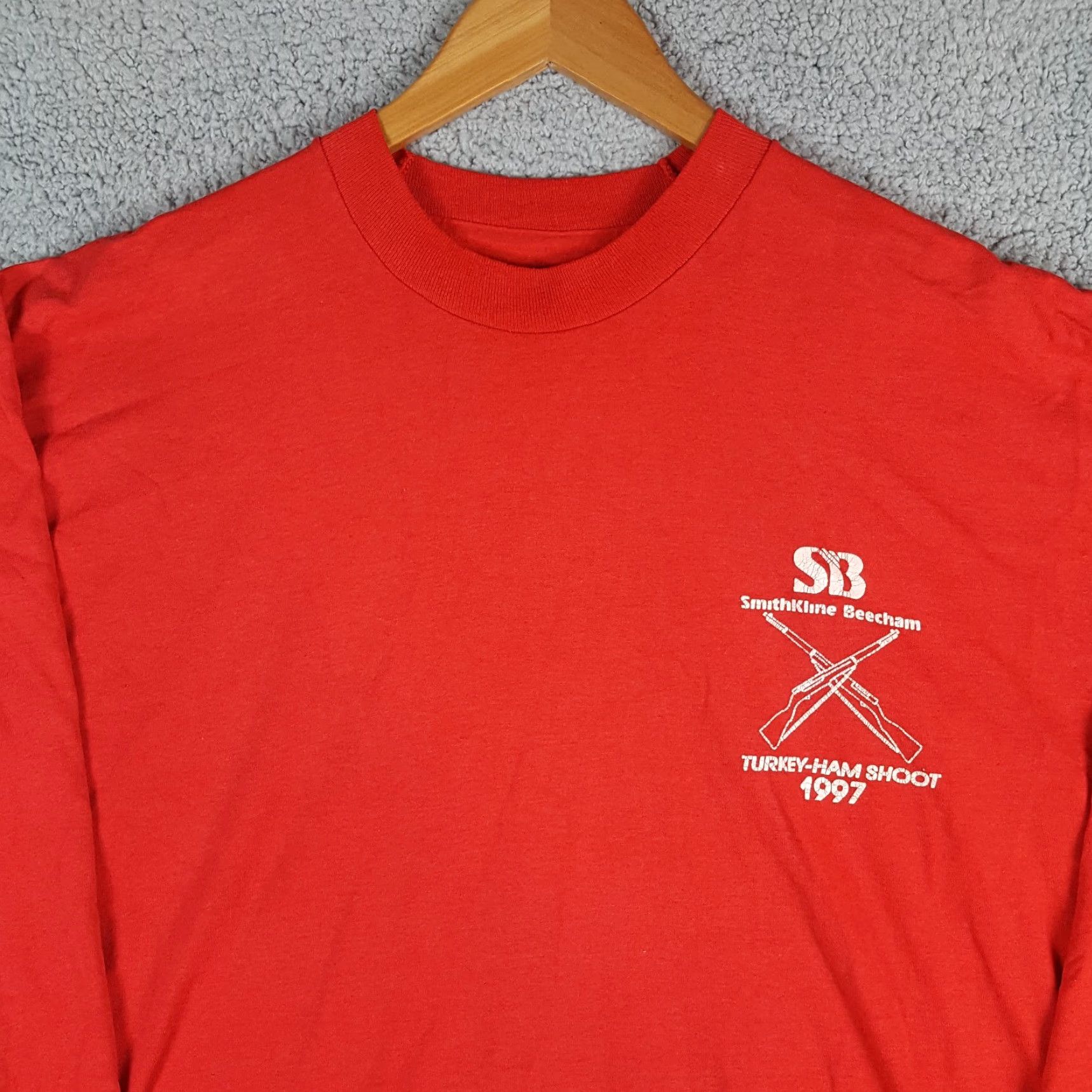 Vintage VINTAGE Turkey Ham Shoot Hunting Long Sleeve Men's 2XL Red Gun T Shirt Size US XXL / EU 58 / 5 - 2 Thumbnail