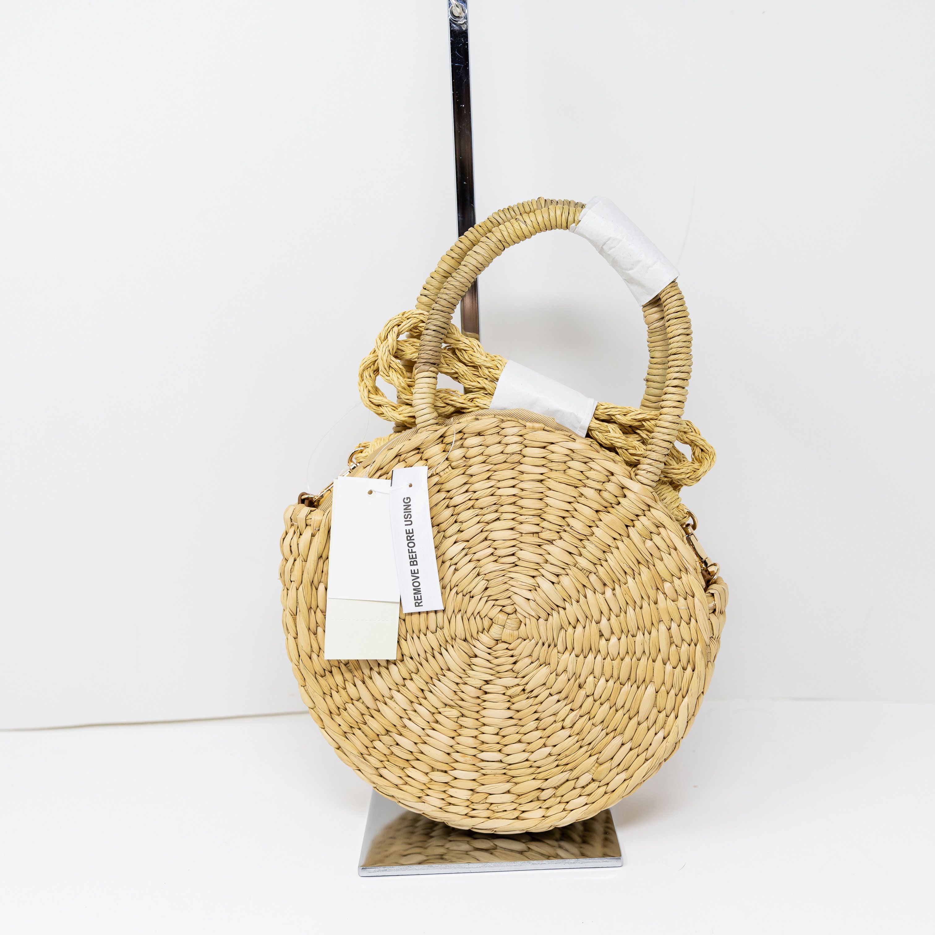 Abercrombie & Fitch NEW Abercrombie & Fitch Straw Woven Circle Size ONE SIZE - 1 Thumbnail