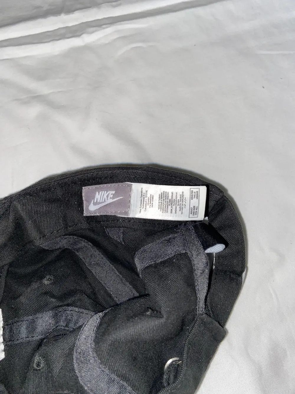 Nike VINTAGE BLACK Y2K NIKE BASEBALL CAP HAT CENTRE LOGO DRILL Size ONE SIZE - 8 Thumbnail