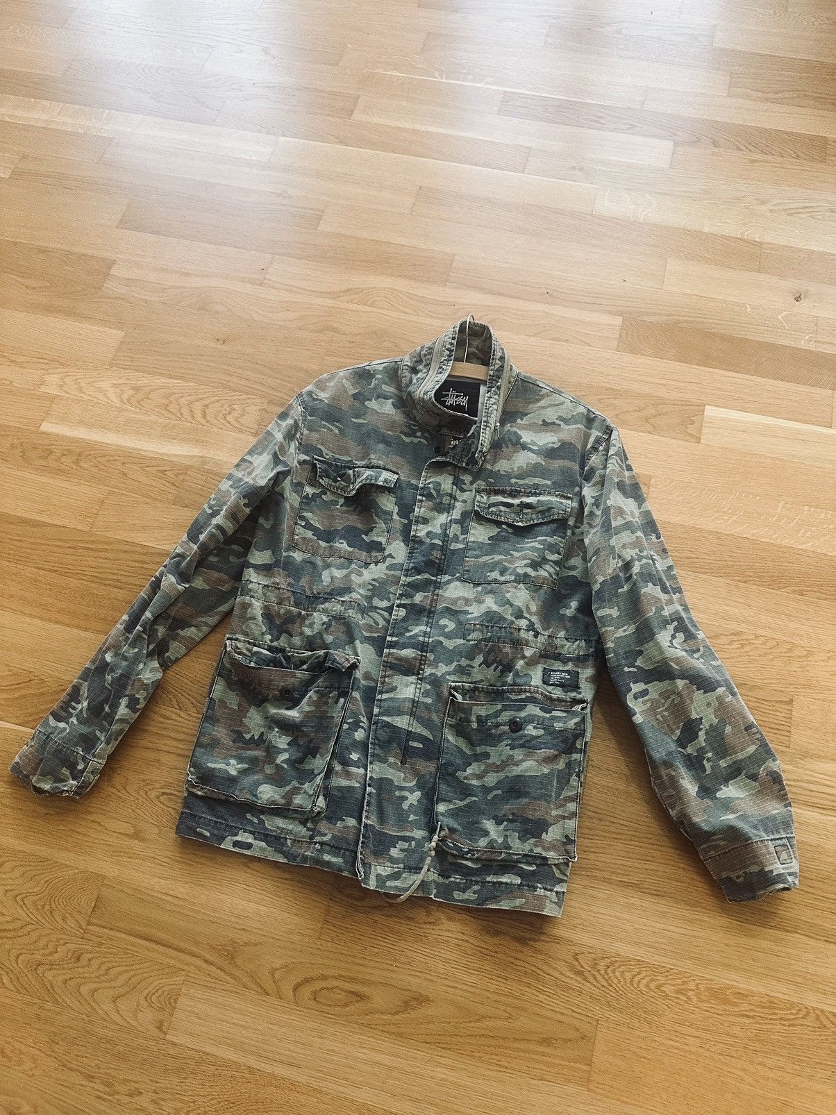 Stussy Stussy camouflage jacket size L Size US L / EU 52-54 / 3 - 5 Thumbnail