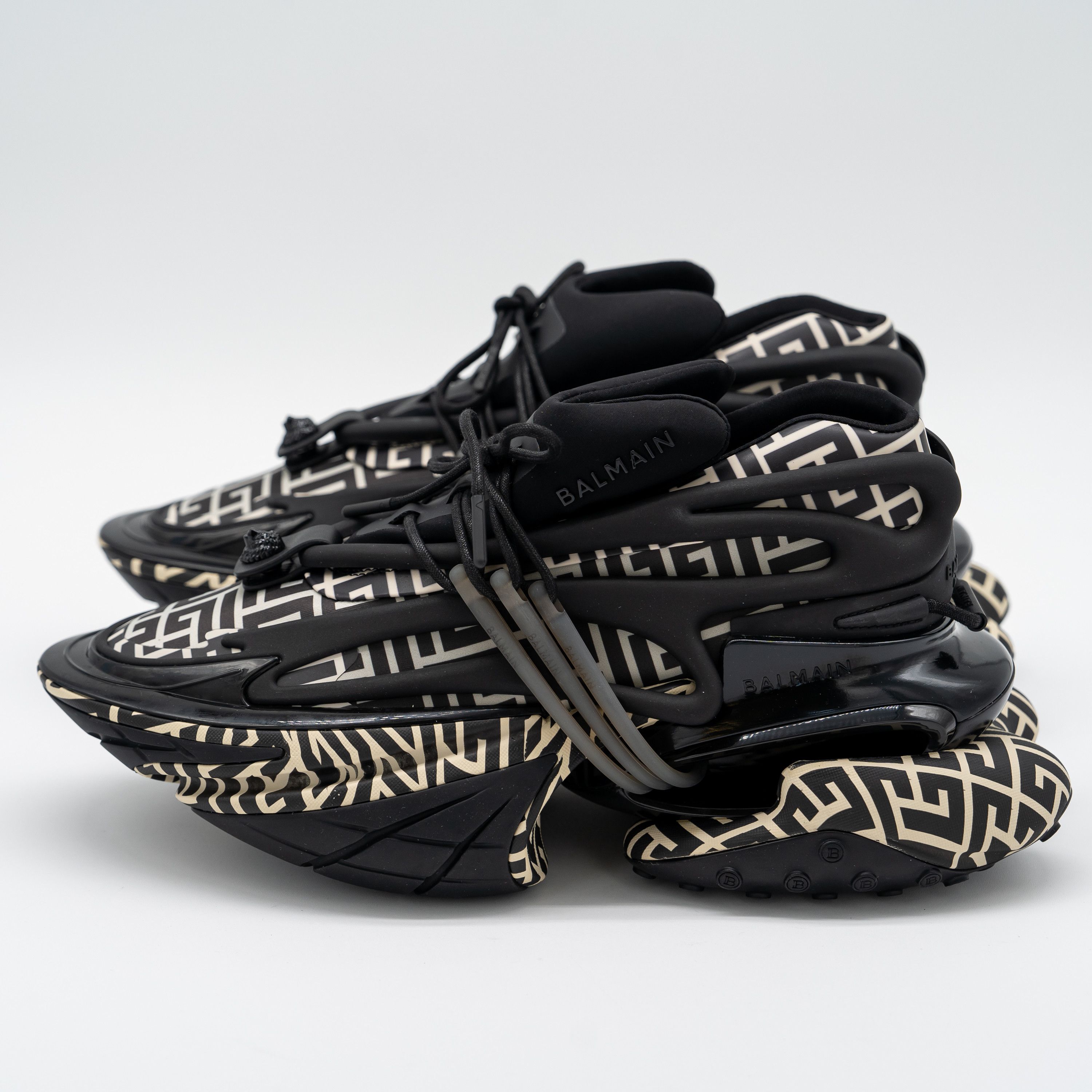 Balmain 42 9 US Balmain Unicorn Black White Monogram Sneakers Size US 9 / EU 42 - 4 Thumbnail