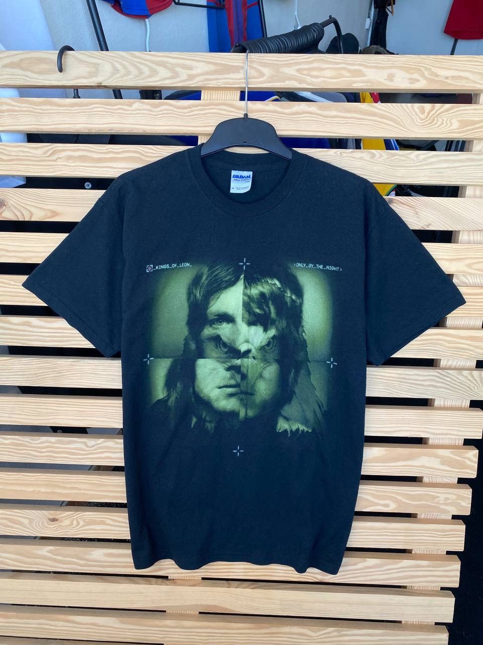 Band Tees 2007/2008 VINTAGE KINGS OF LEON ONLY BY THE NIGHT TOUR T Size US M / EU 48-50 / 2 - 1 Thumbnail