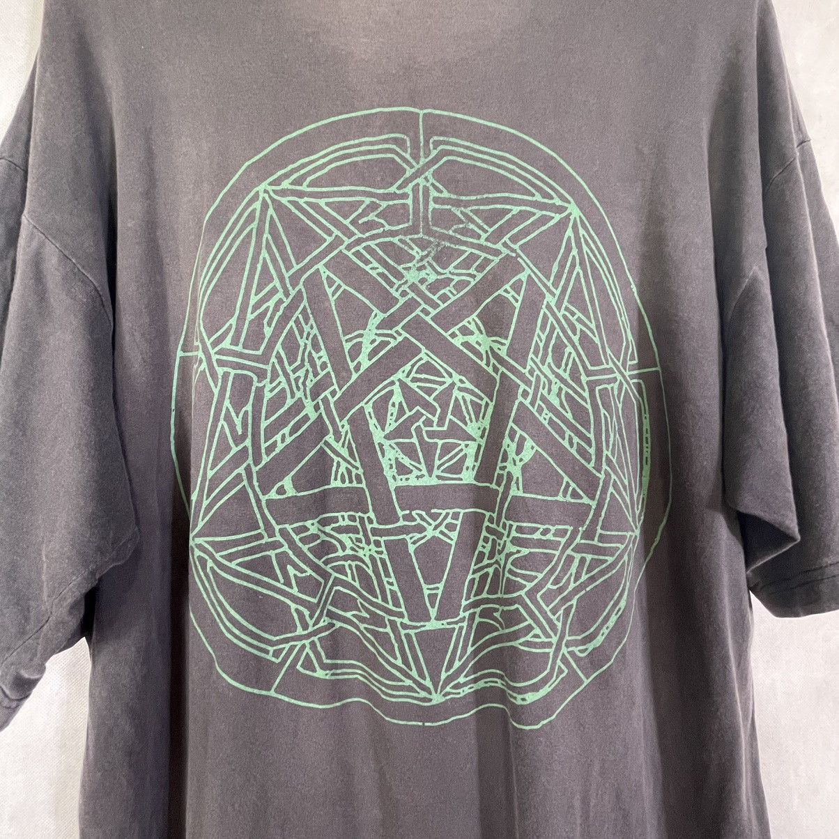 Band Tees × Vintage Vintage Dimmu Borgir Fades Distressed Paper Thin Tee Xlarge Size US XL / EU 56 / 4 - 10 Thumbnail