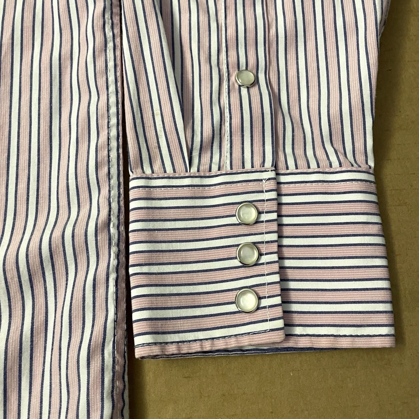 Vintage Panhandle Slim Shirt Mens 16 33 Pink Stripe Button-Down Pearl Snap Pockets Cowboy Western Vintage Size US L / EU 52-54 / 3 - 6 Thumbnail