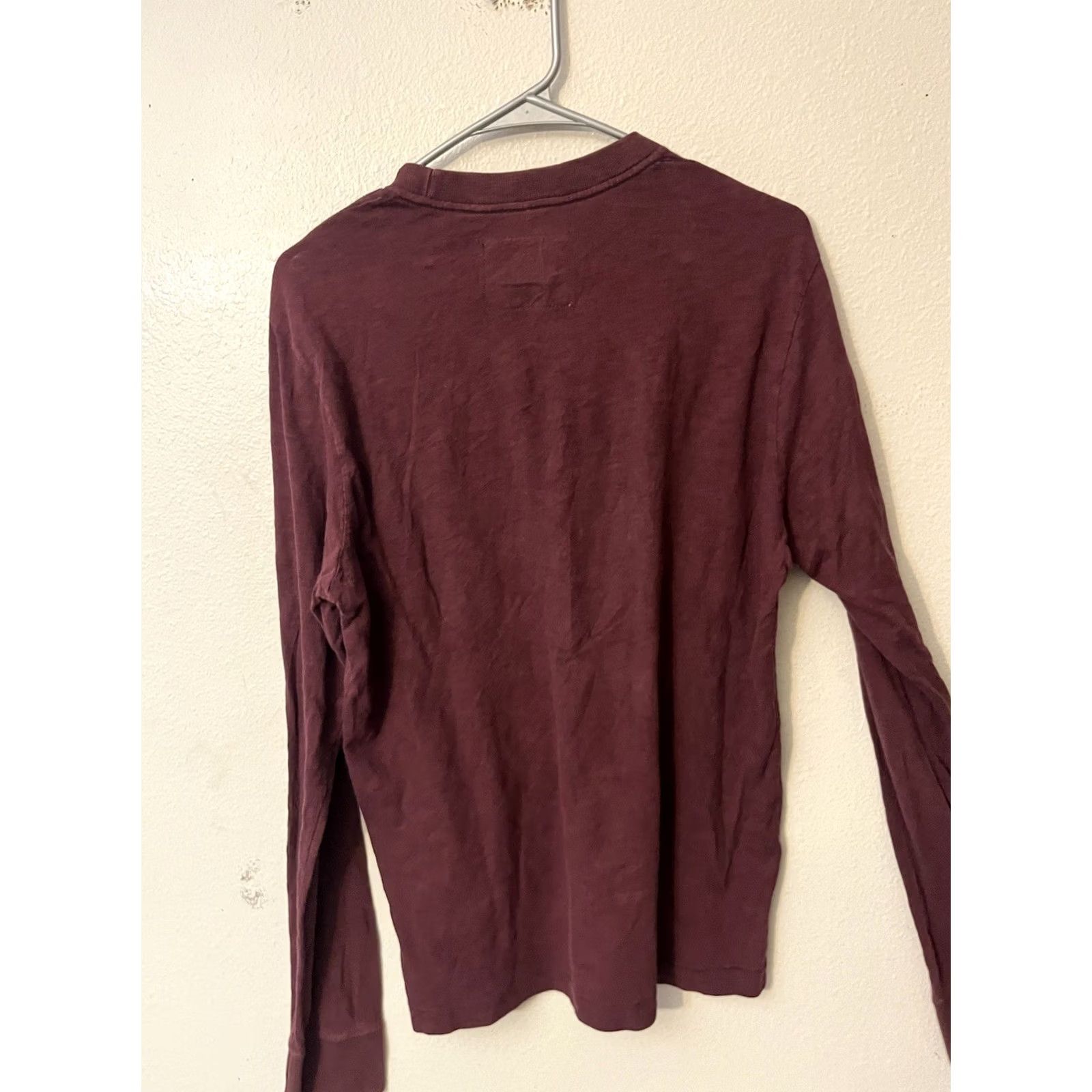 Aeropostale Aeropostale Graphic Tee Mens T-Shirt Size M Maroon Long Sleeve Y2K Designer T-Shirt Vintage? Size US M / EU 48-50 / 2 - 3 Thumbnail