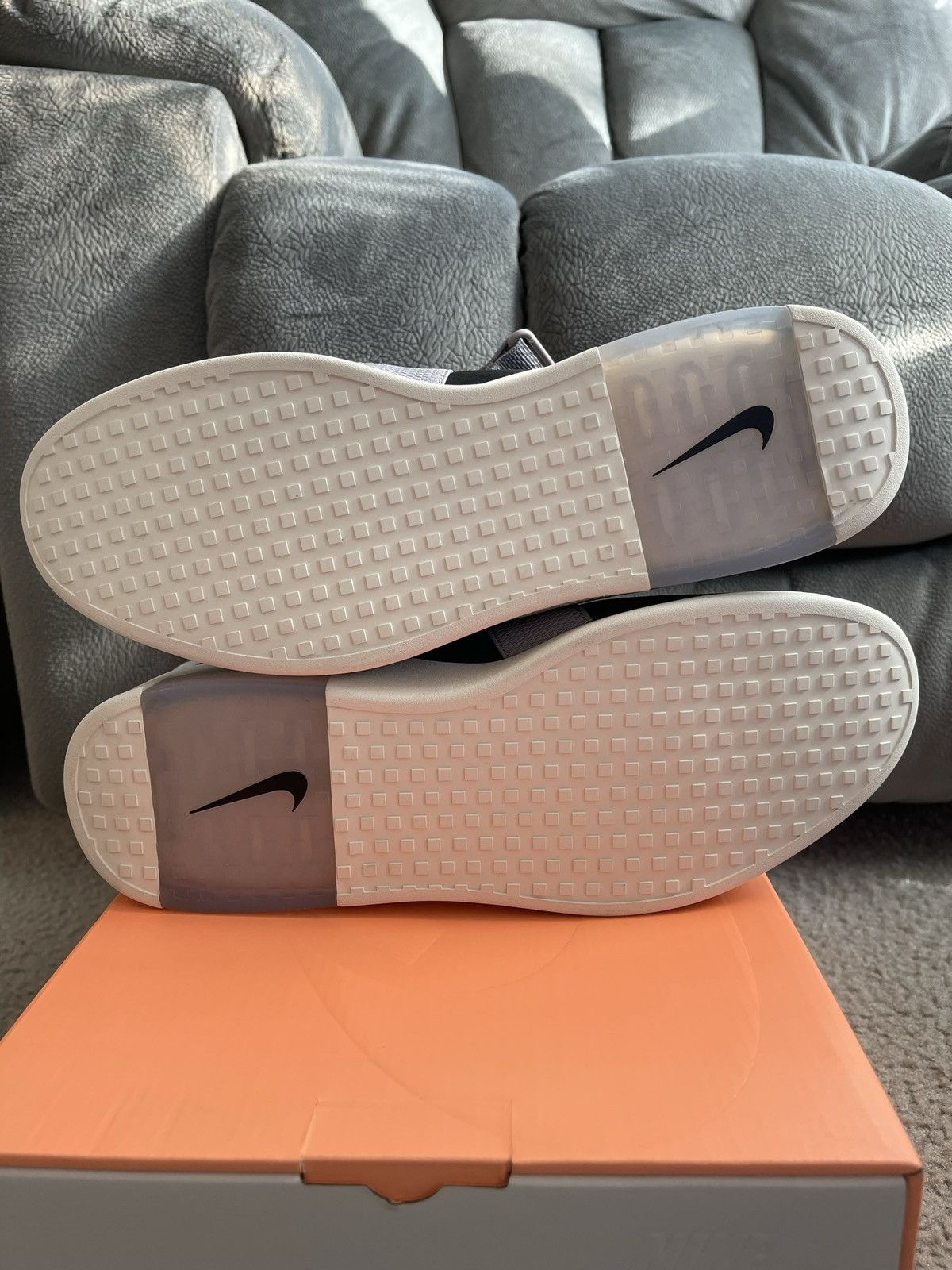 Fear of God × Nike Air Fear of God Raid Size US 11.5 / EU 44-45 - 4 Thumbnail