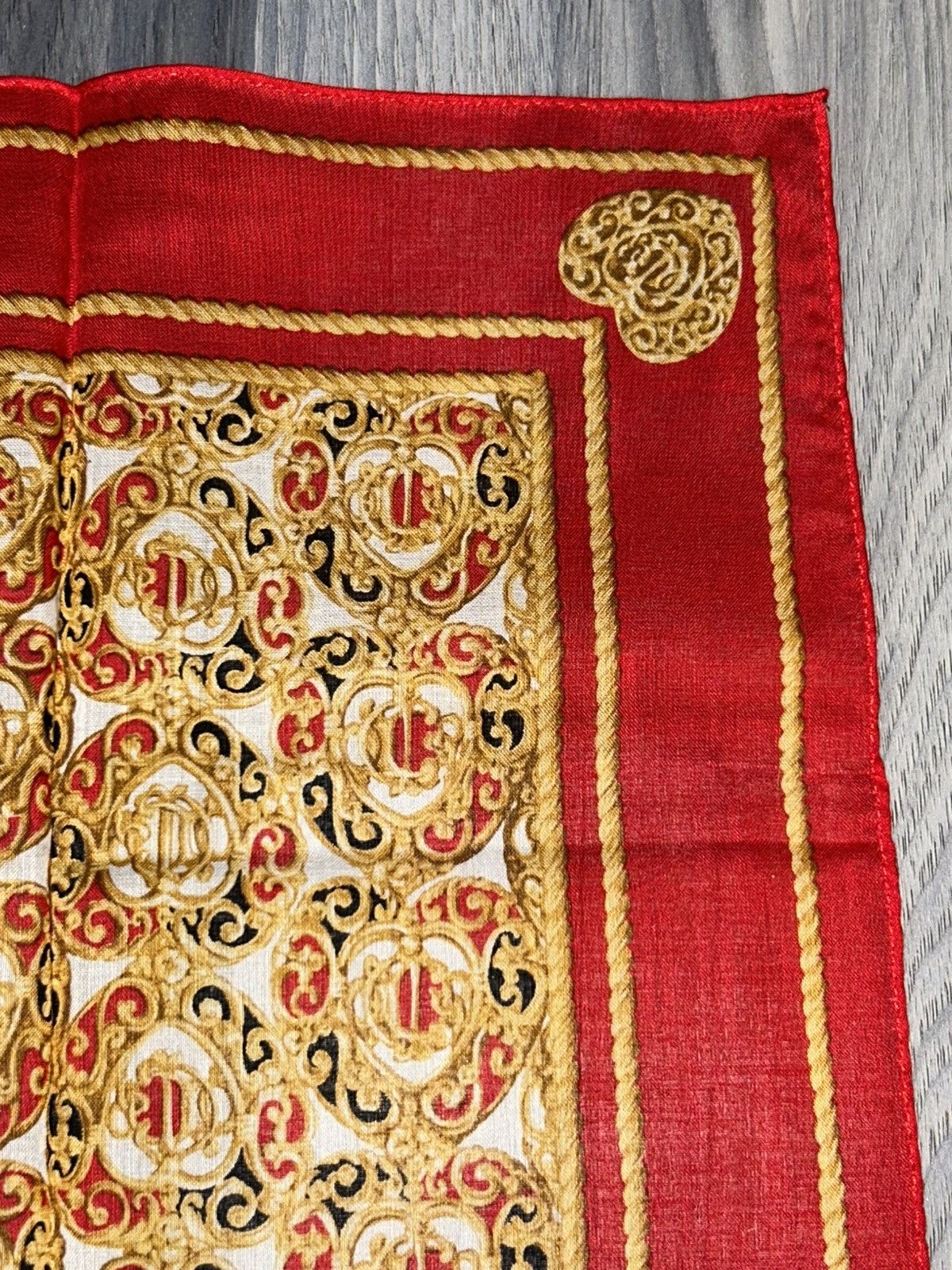 Dior Vintage Christian Dior Red & Gold Cotton Handkerchief Size ONE SIZE - 7 Thumbnail