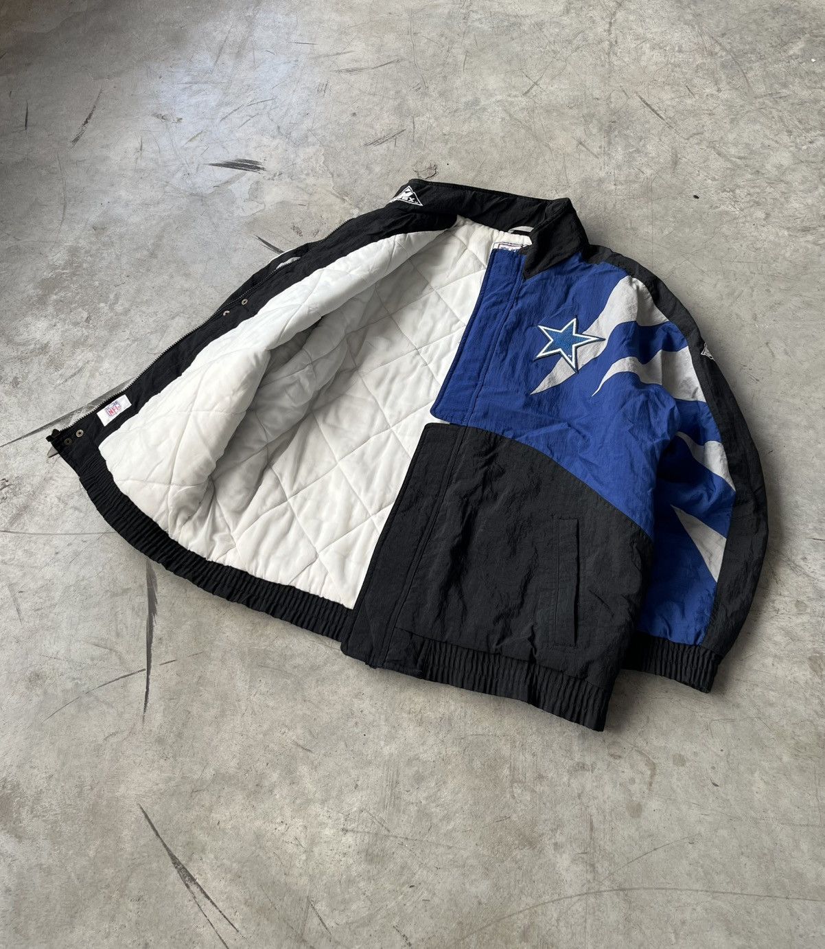 Apex One Vintage Apex One NFL Dallas Cowboys Men's Bomber Jacket 90s Size US XL / EU 56 / 4 - 12 Thumbnail