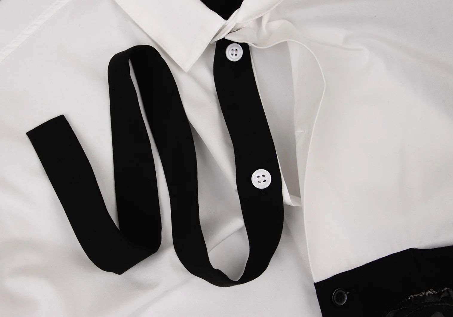 Yohji Yamamoto Yohji Yamamoto Cotton Front Design Long Shirt Size US S / EU 44-46 / 1 - 5 Thumbnail