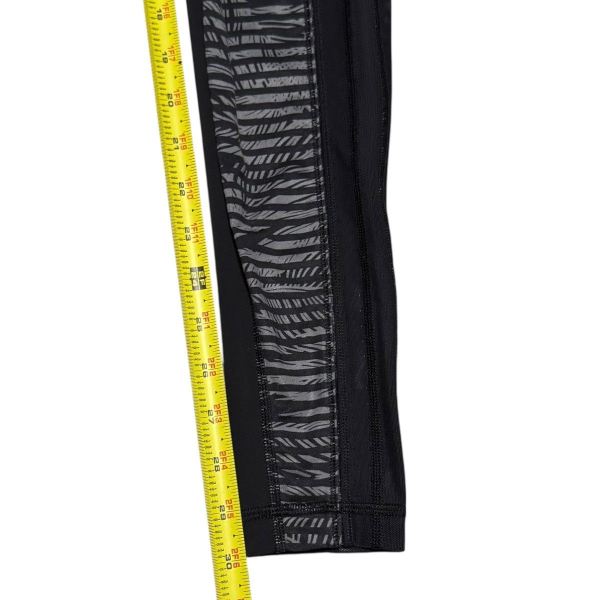 Lululemon Lululemon Striped Legging Athletic Yoga Pants Women's 26 Size 26" / US 2 / IT 38 - 8 Thumbnail